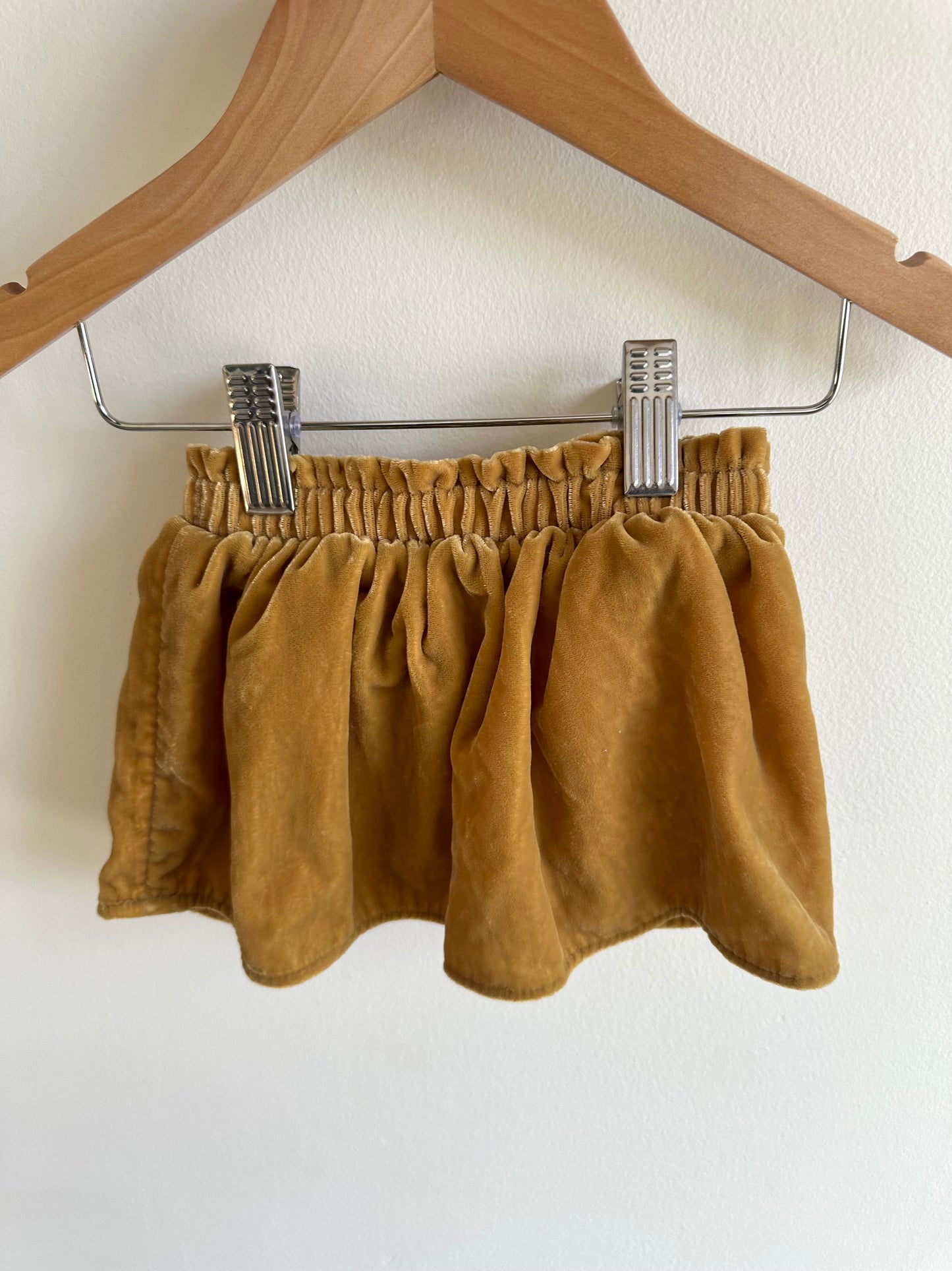Gymboree Gold Velour Skirt / 3-6m