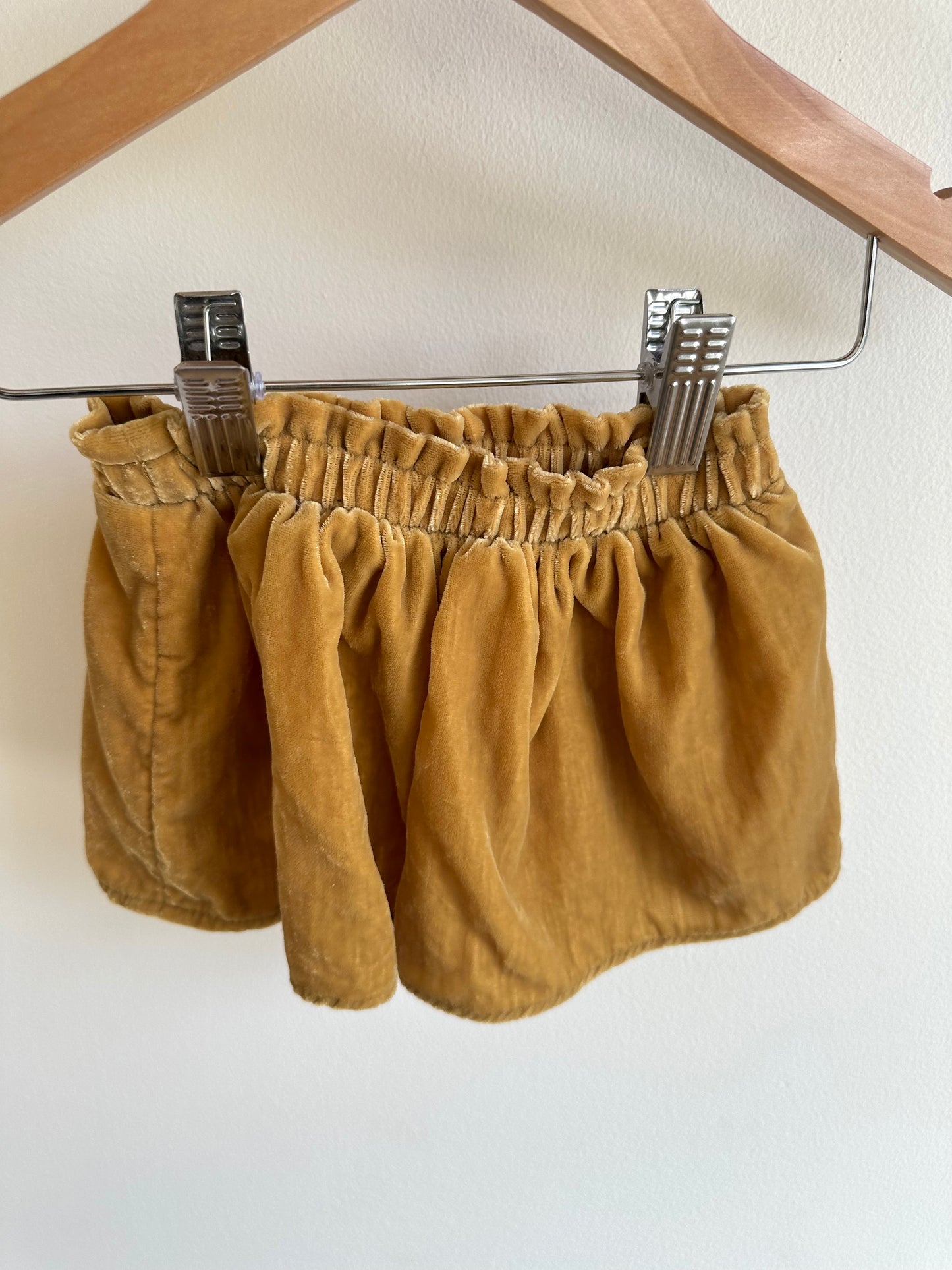 Gymboree Gold Velour Skirt / 3-6m