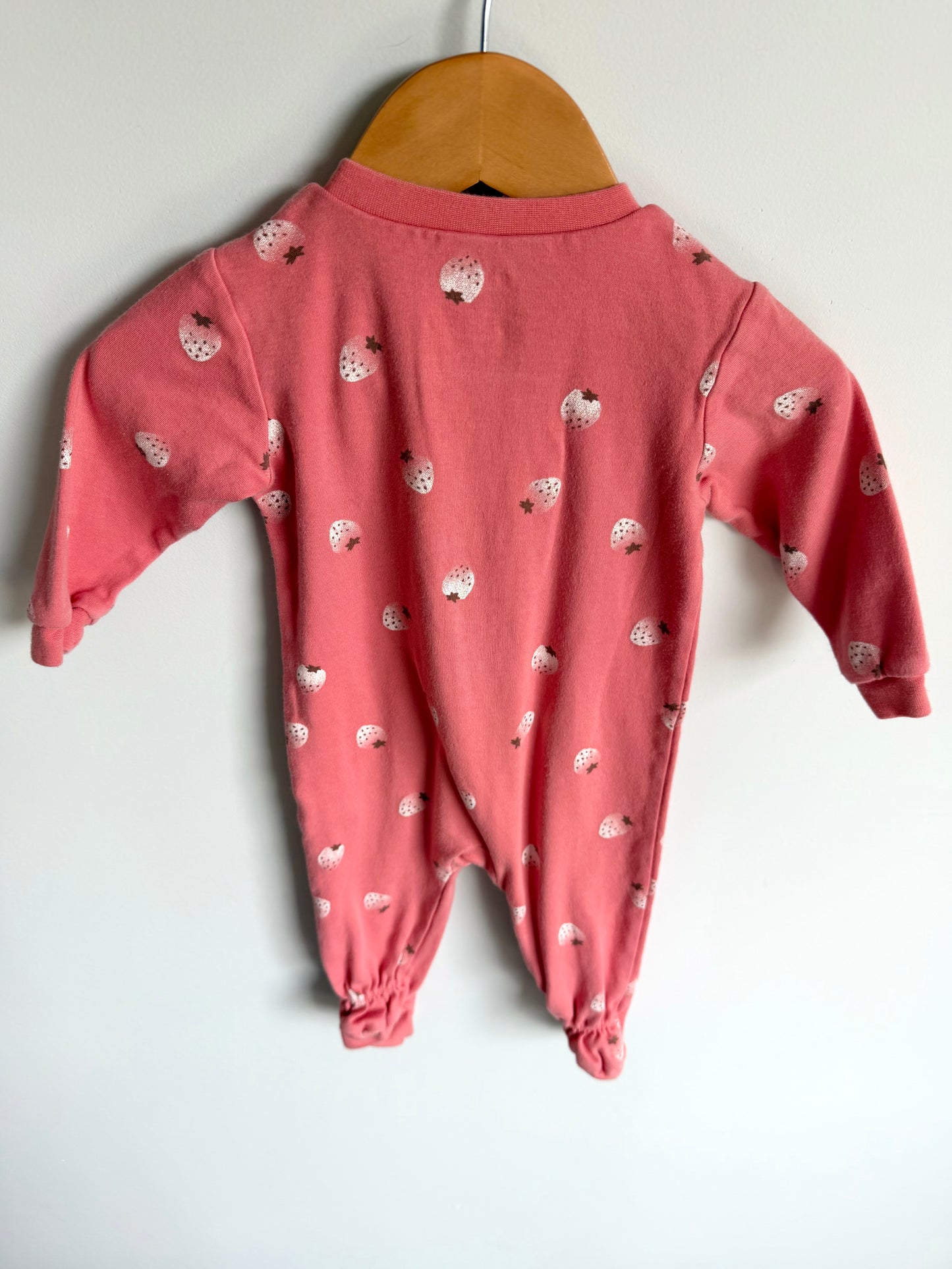 Strawberry Pink Sleeper / 6m