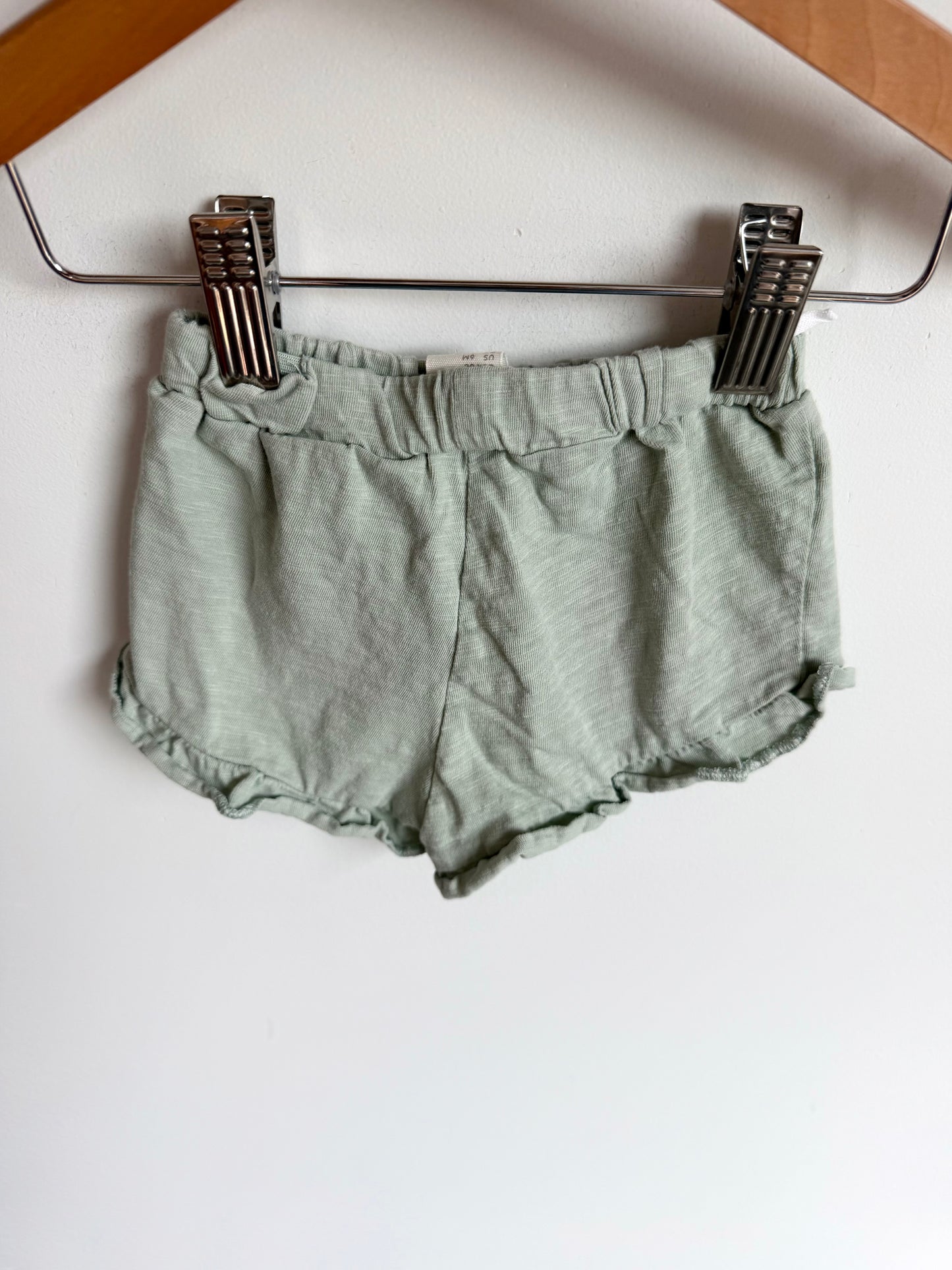 H&M Sage Ruffle Trim Shorts / 4-6m