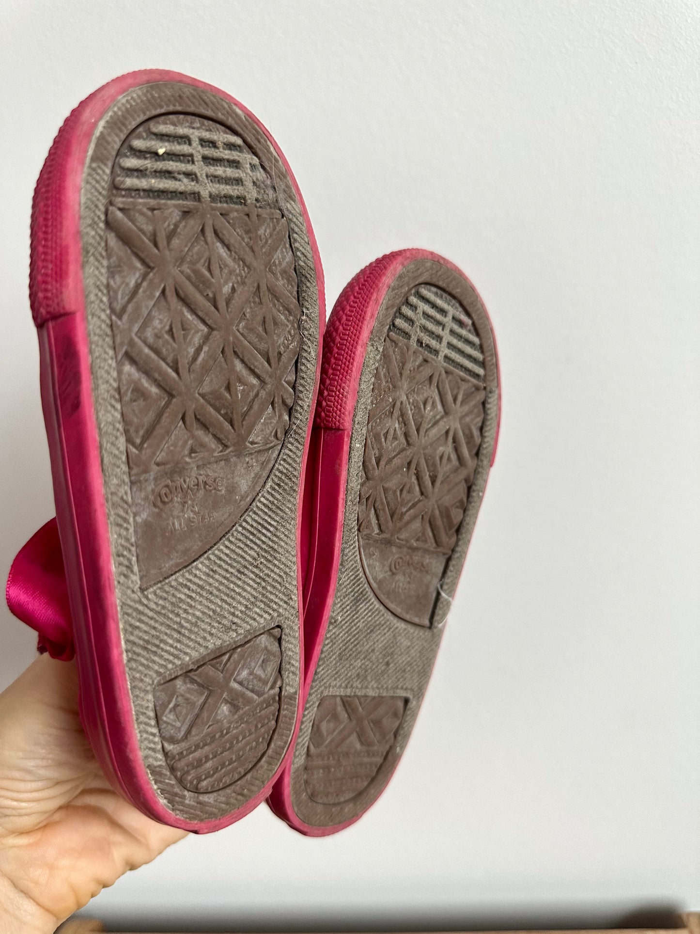 Pink Lace Up Converse / Size 9 Toddler