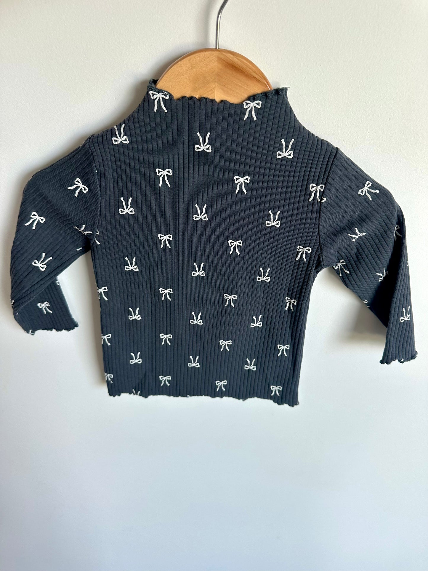 Mock Neck Bow Top / 6-12m
