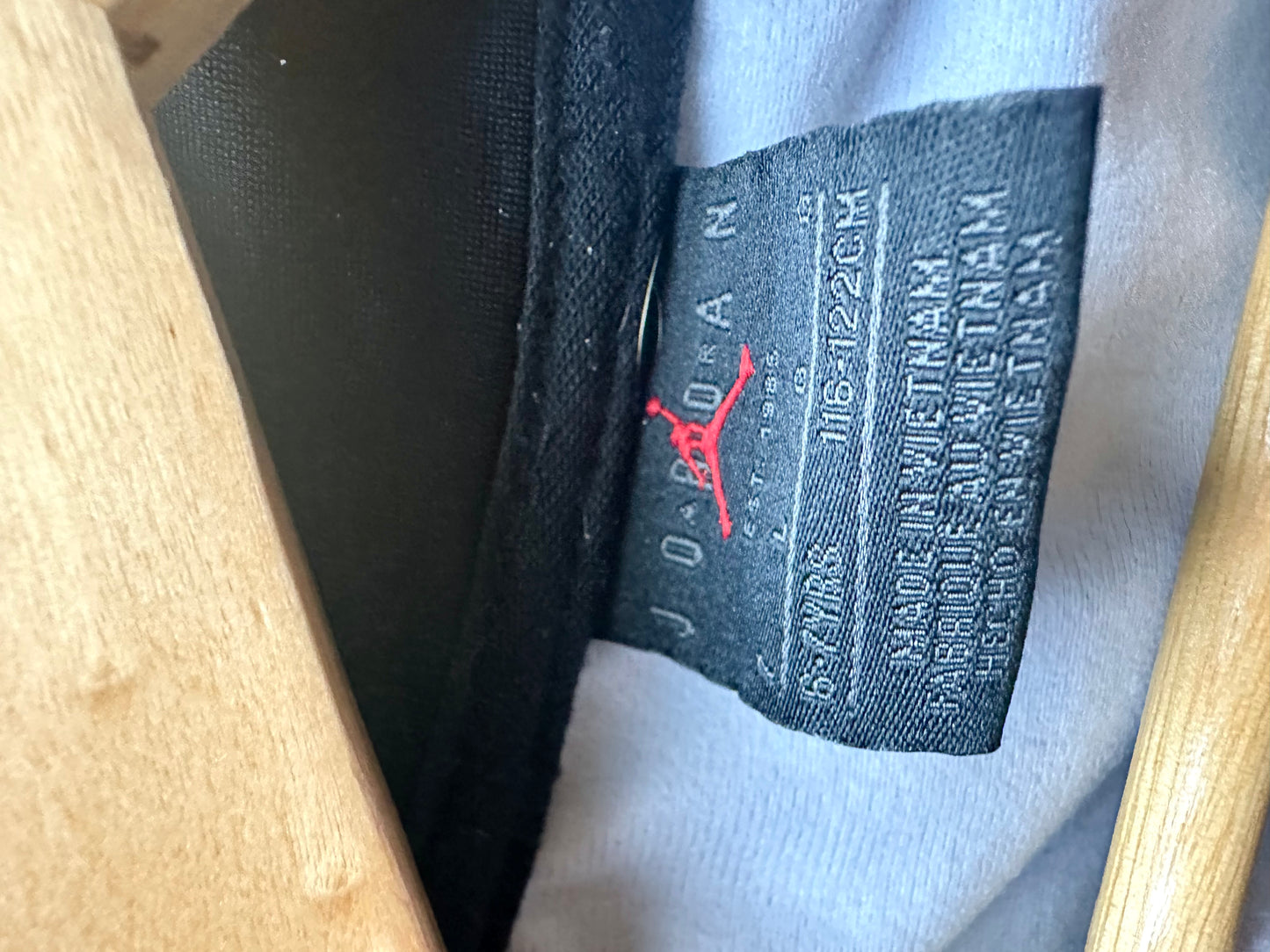 Nike Air Camo Sweater (PLAY) / 6-7 years (No Shipping)