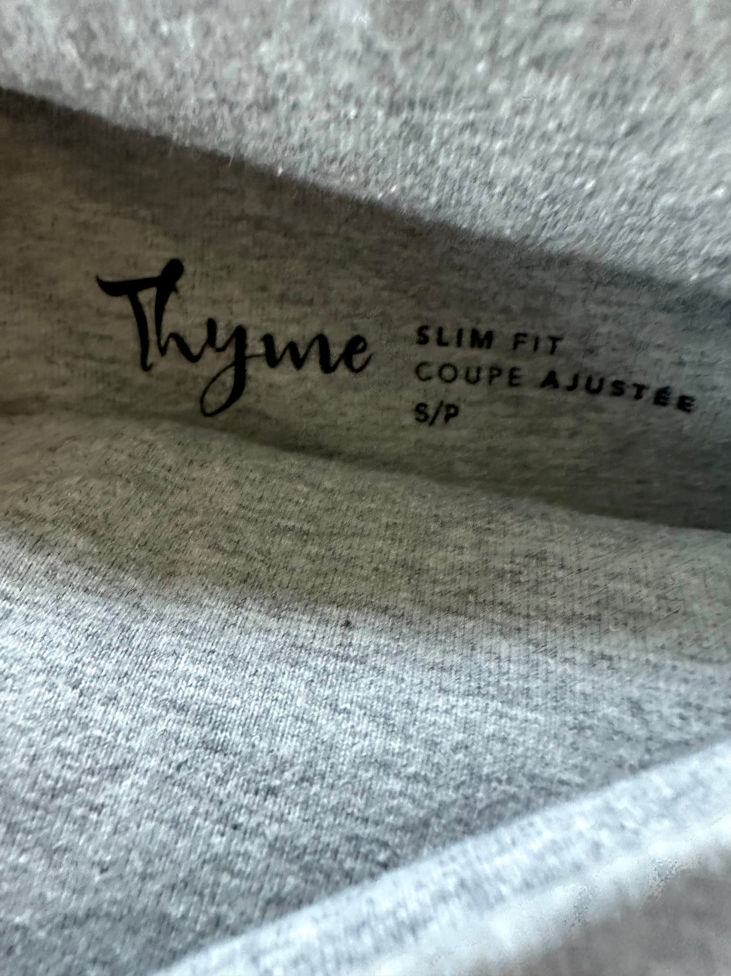 Thyme Slim Fit Dark Jeans / Small