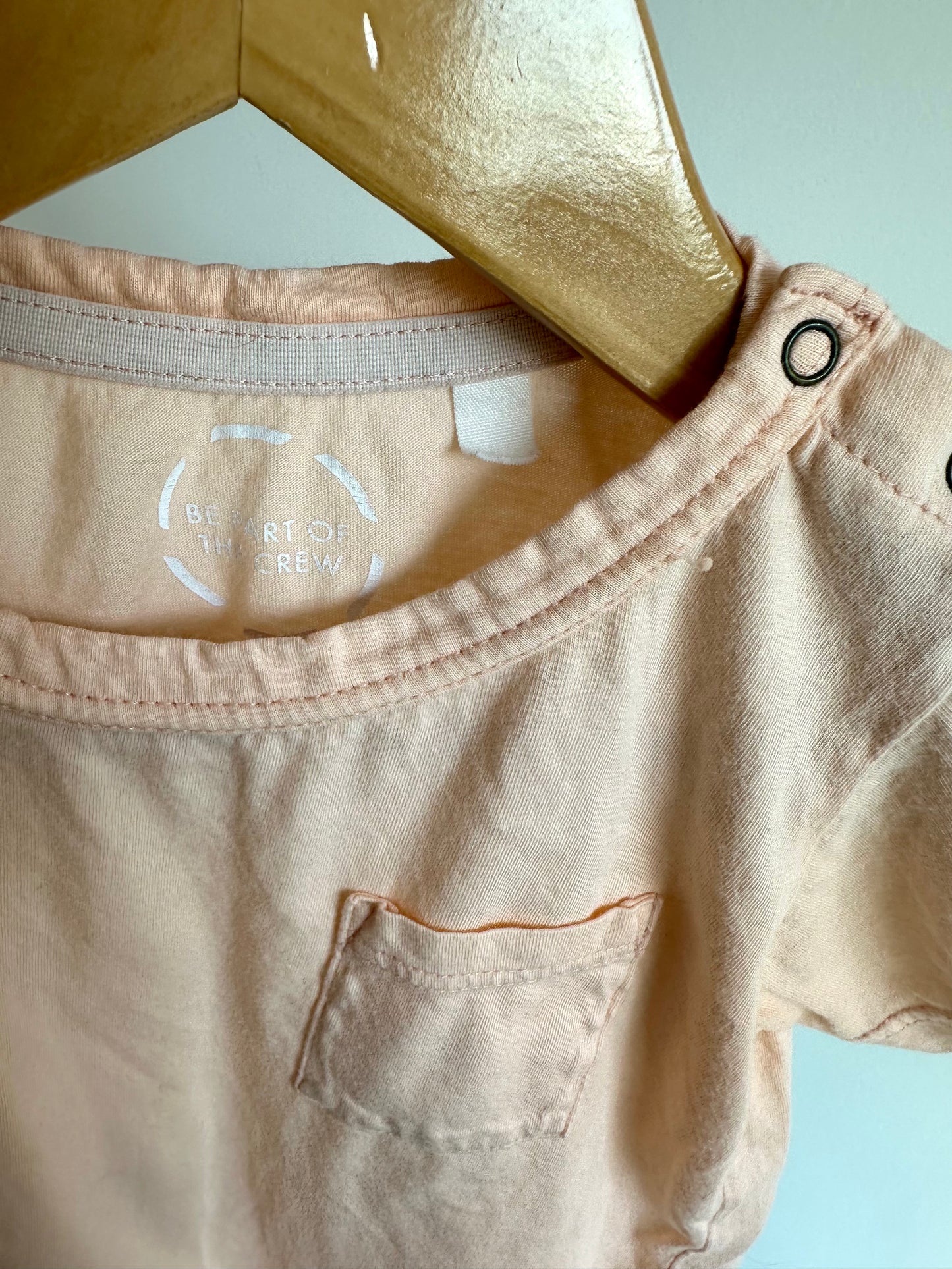 Bonds Peach Pocket T-shirt / 18-24m