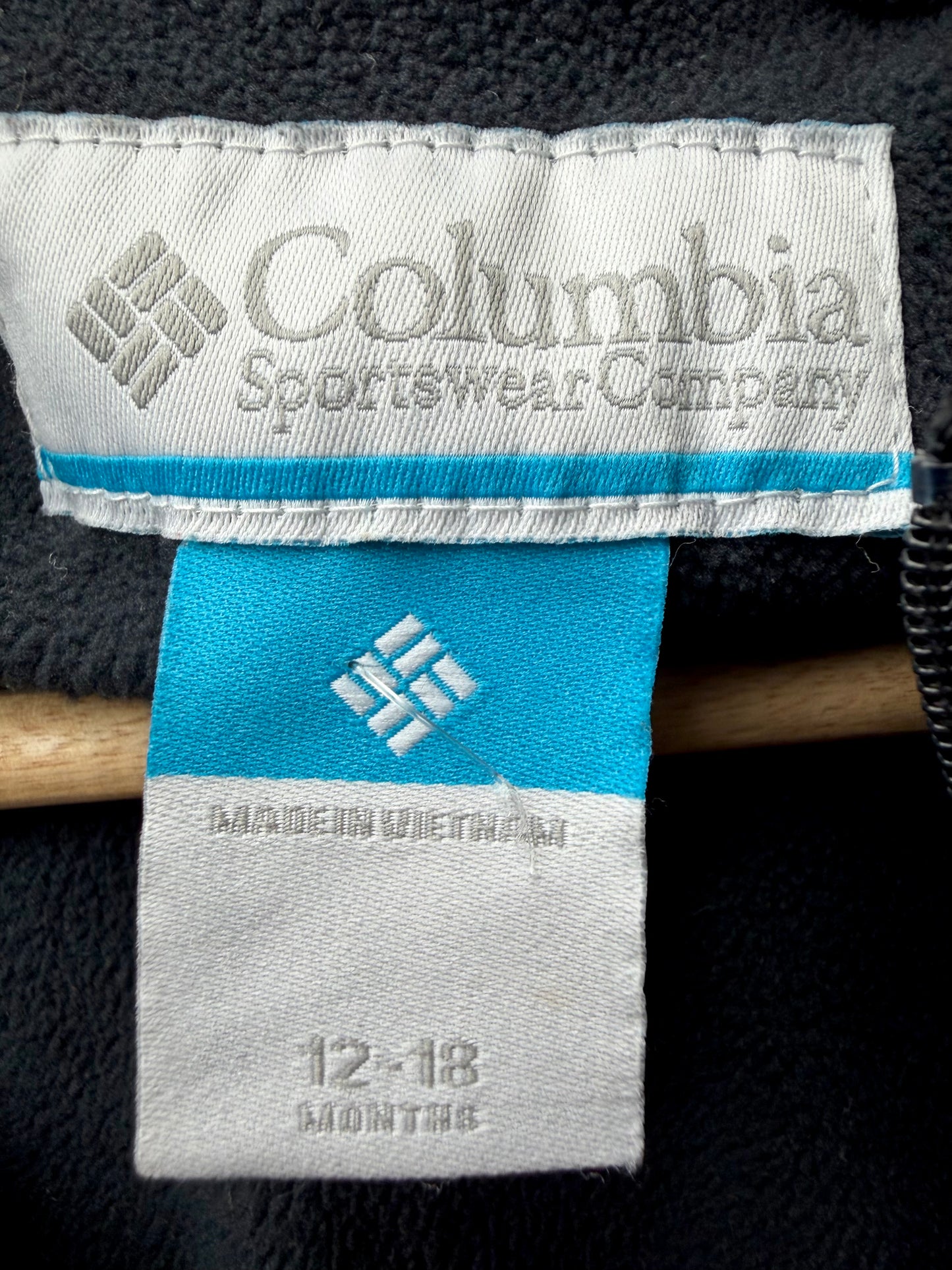 Columbia Black Bunting Suit / 12-18m