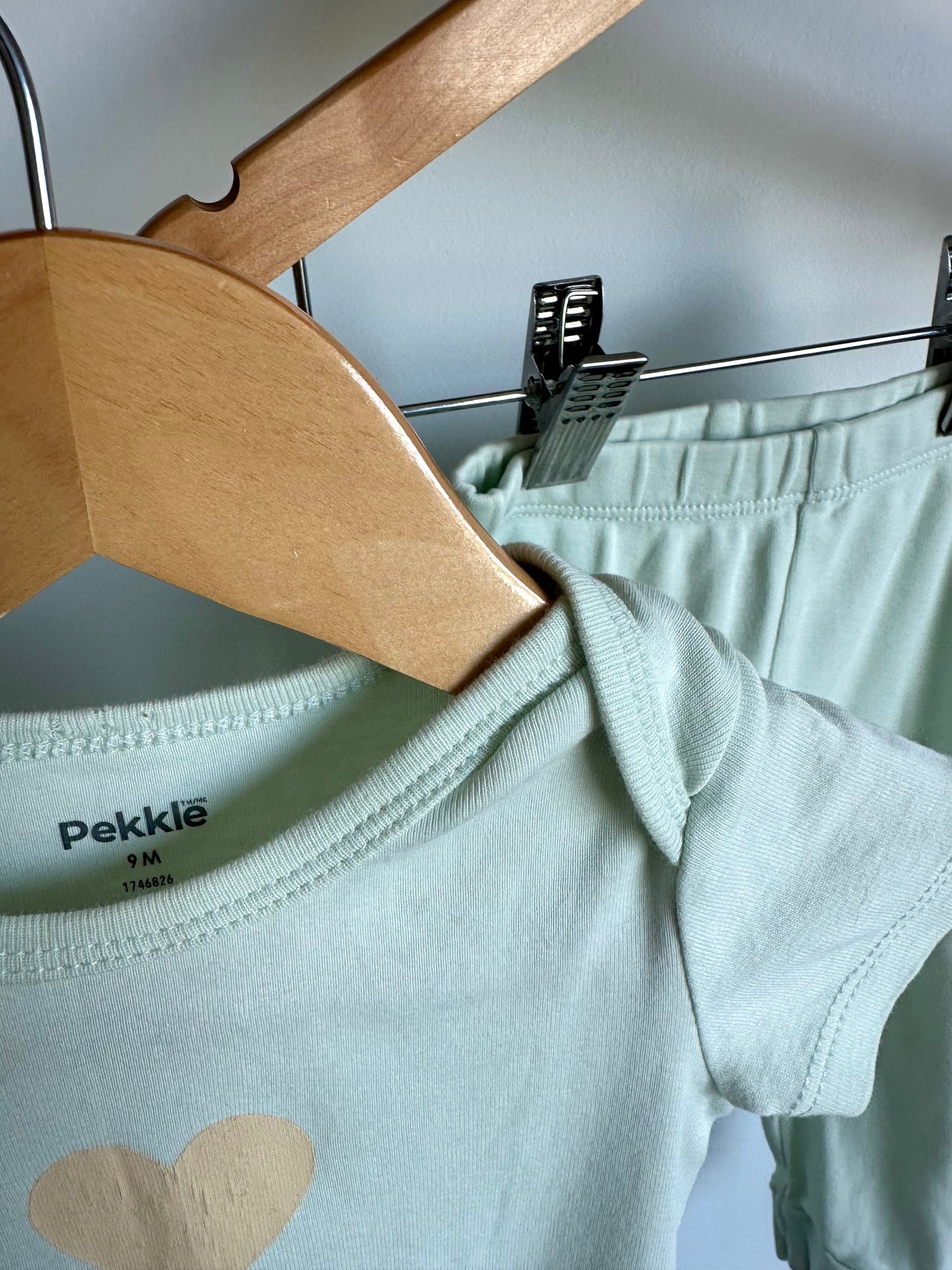 Seafoam Heart Bodysuit + Pants Set / 9m