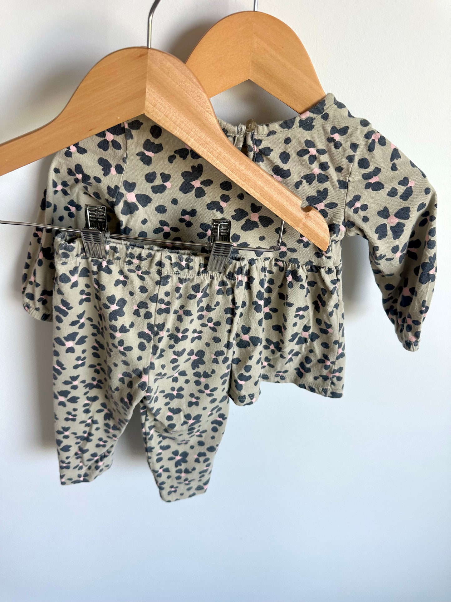 Animal Print Dress + Pant Set / 6-12m