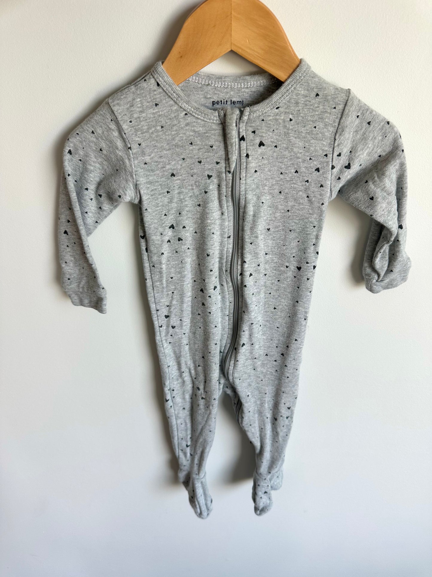Grey Heart Sleeper / 9m
