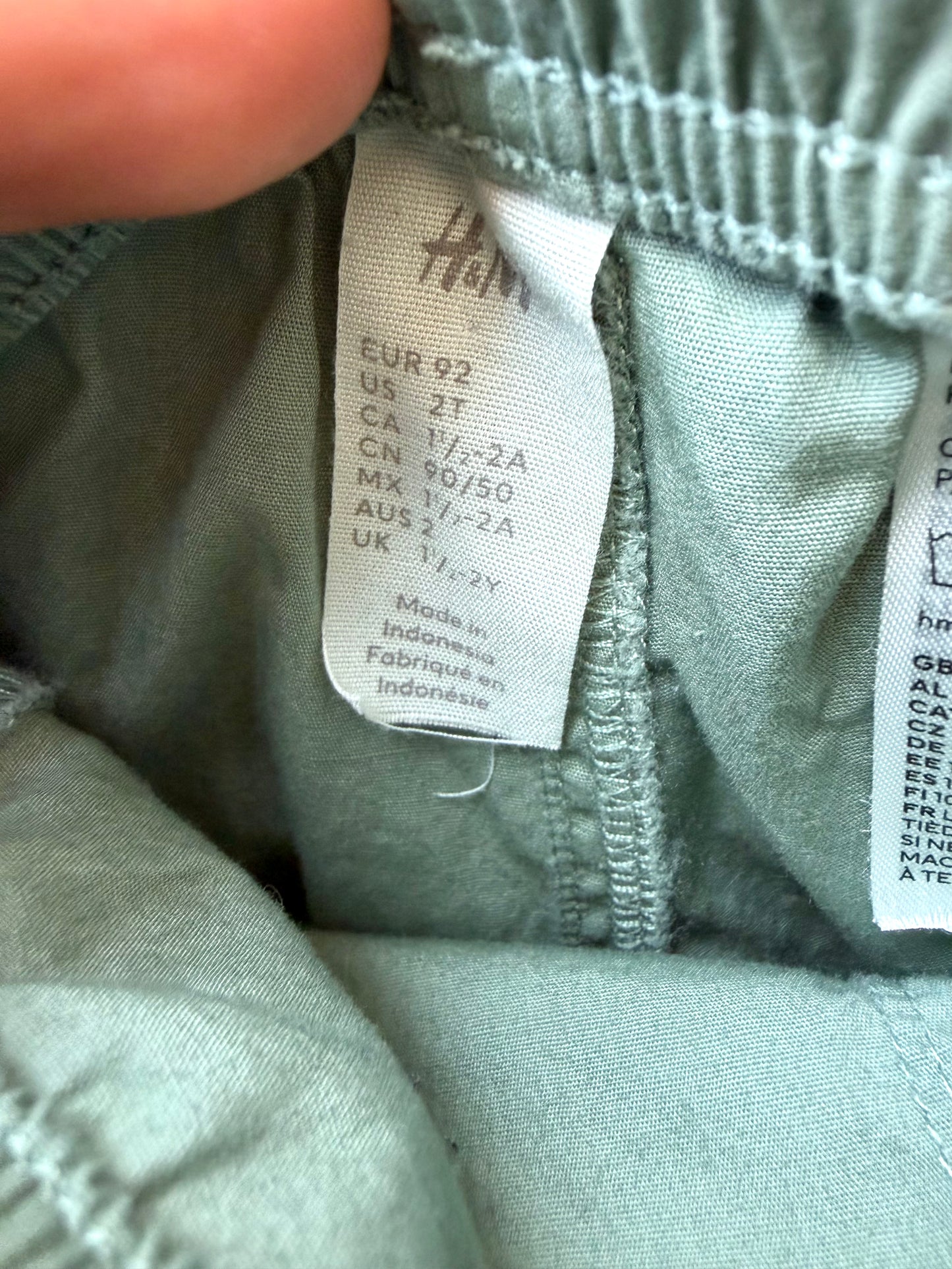 H&M Sage Shorts / 18m-2T