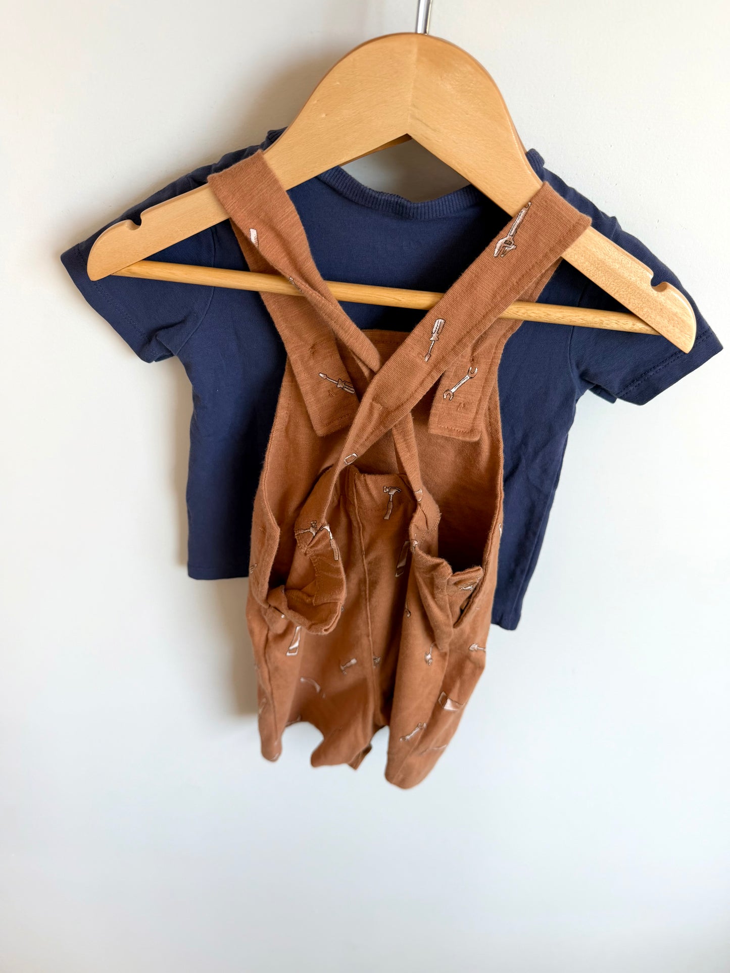 Tools Tan Overalls + Blue T-shirt Set / 12m