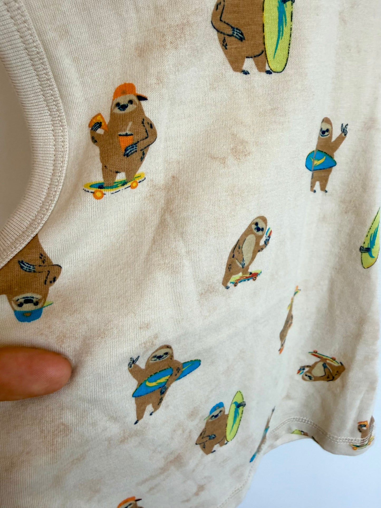 Surfing Sloth Tank / 2T