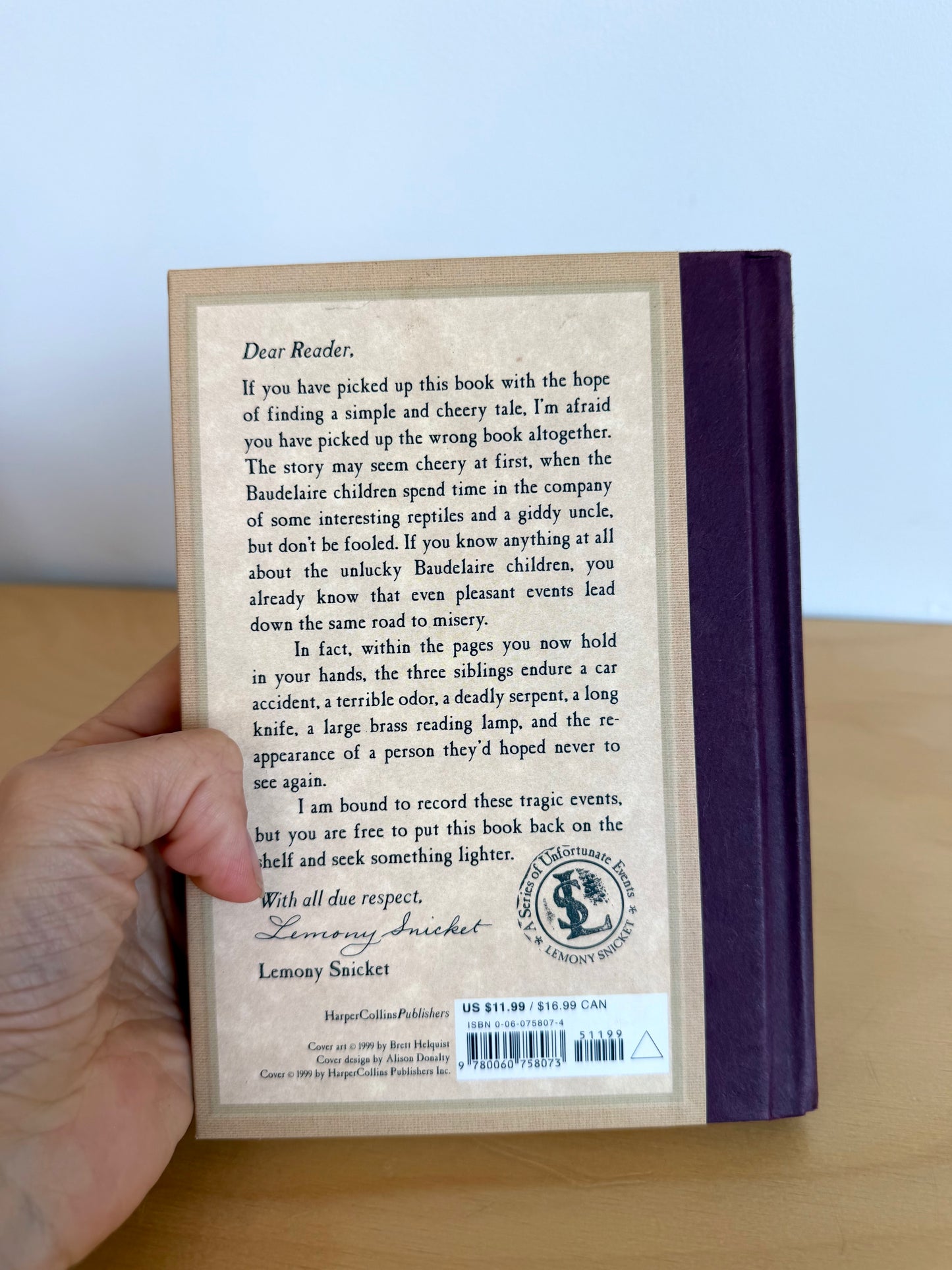 The Reptile Room (A Series of Unfortunate Events) Hardcover Book / 8-12 years