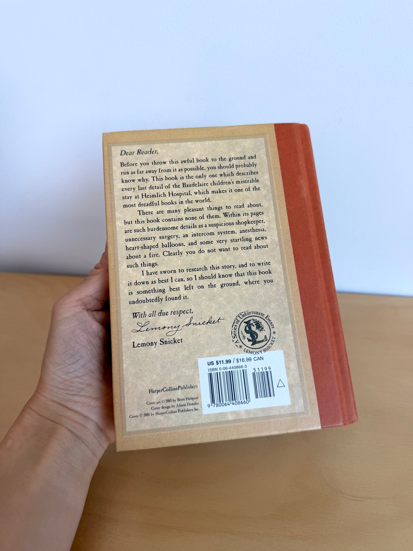 The Hostile Hospital (A Series of Unfortunate Events) Hardcover Book / 8-12 years