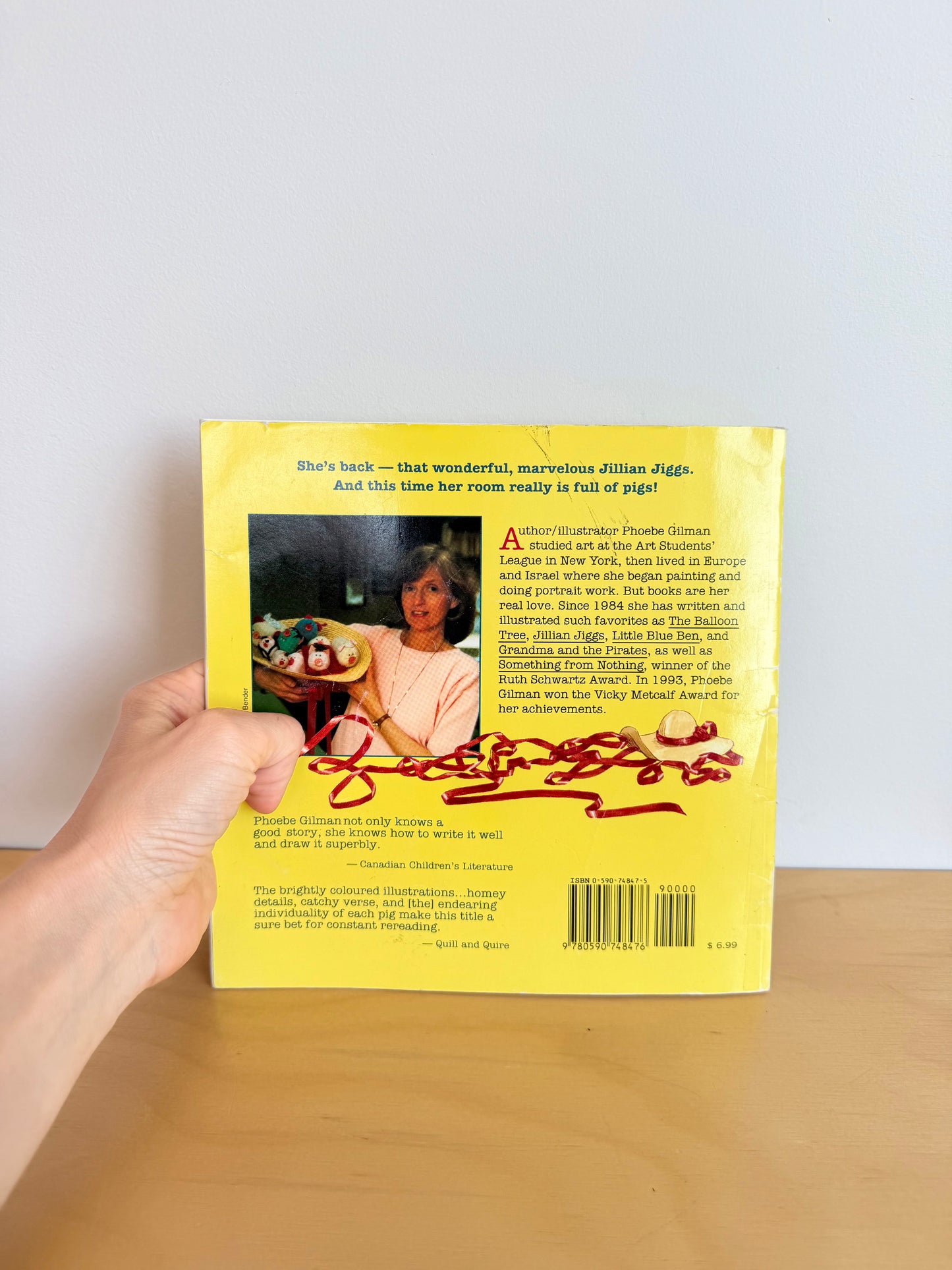 The Wonderful Pigs of Jillian Jiggs Book / 3-8 years