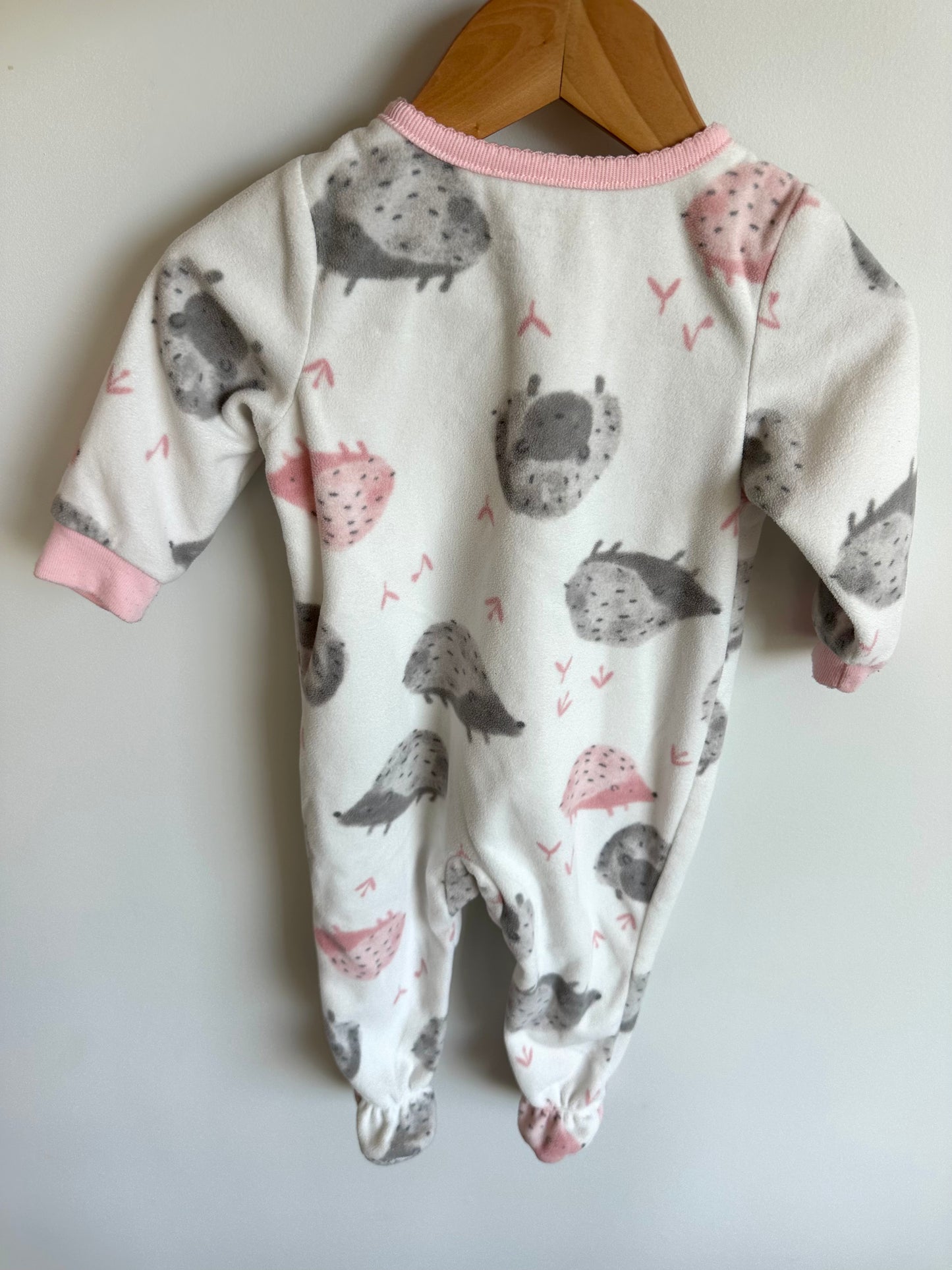 Hedgehog White Fleece Sleeper / 12m
