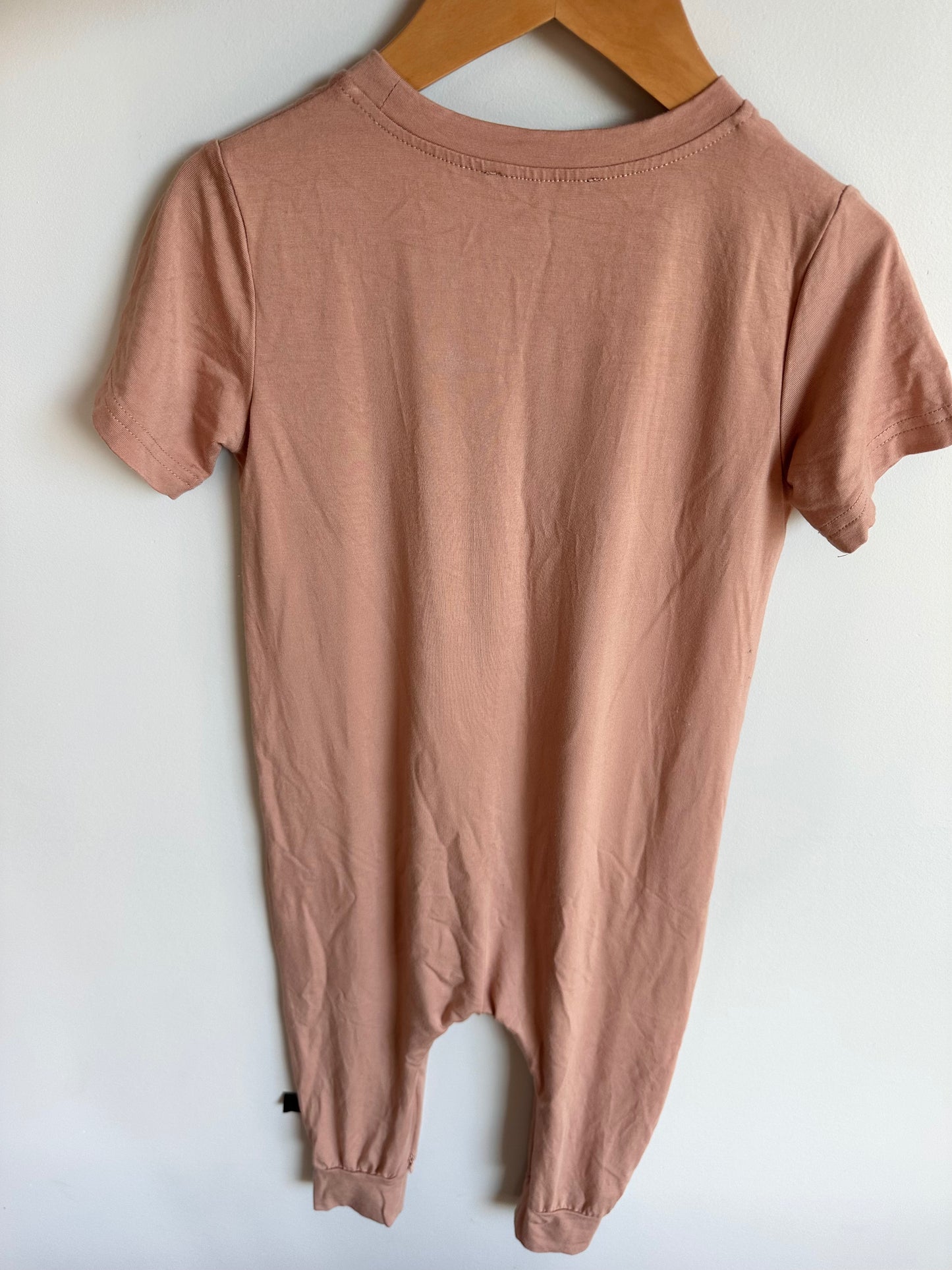 Blush Urban Baby T-shirt Jumpsuit- with pocket marker / 3-4 years