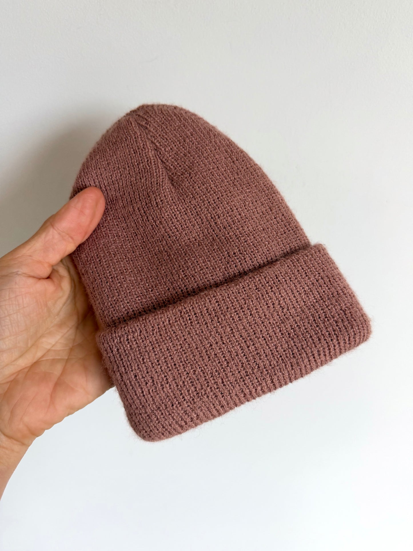 Slouch Pink Toque / 0-12m