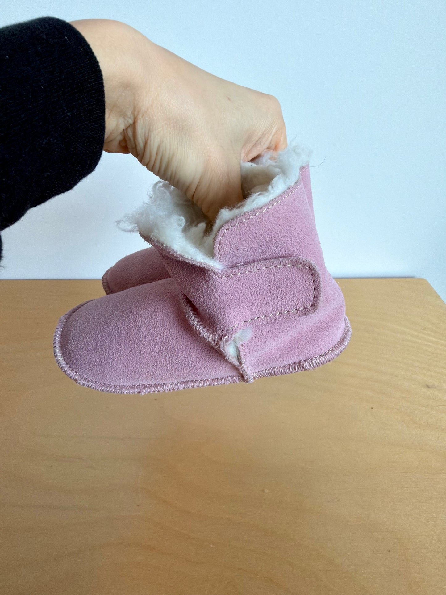Pink Shearling Soft Sole Boots / Size 5-6 Toddler