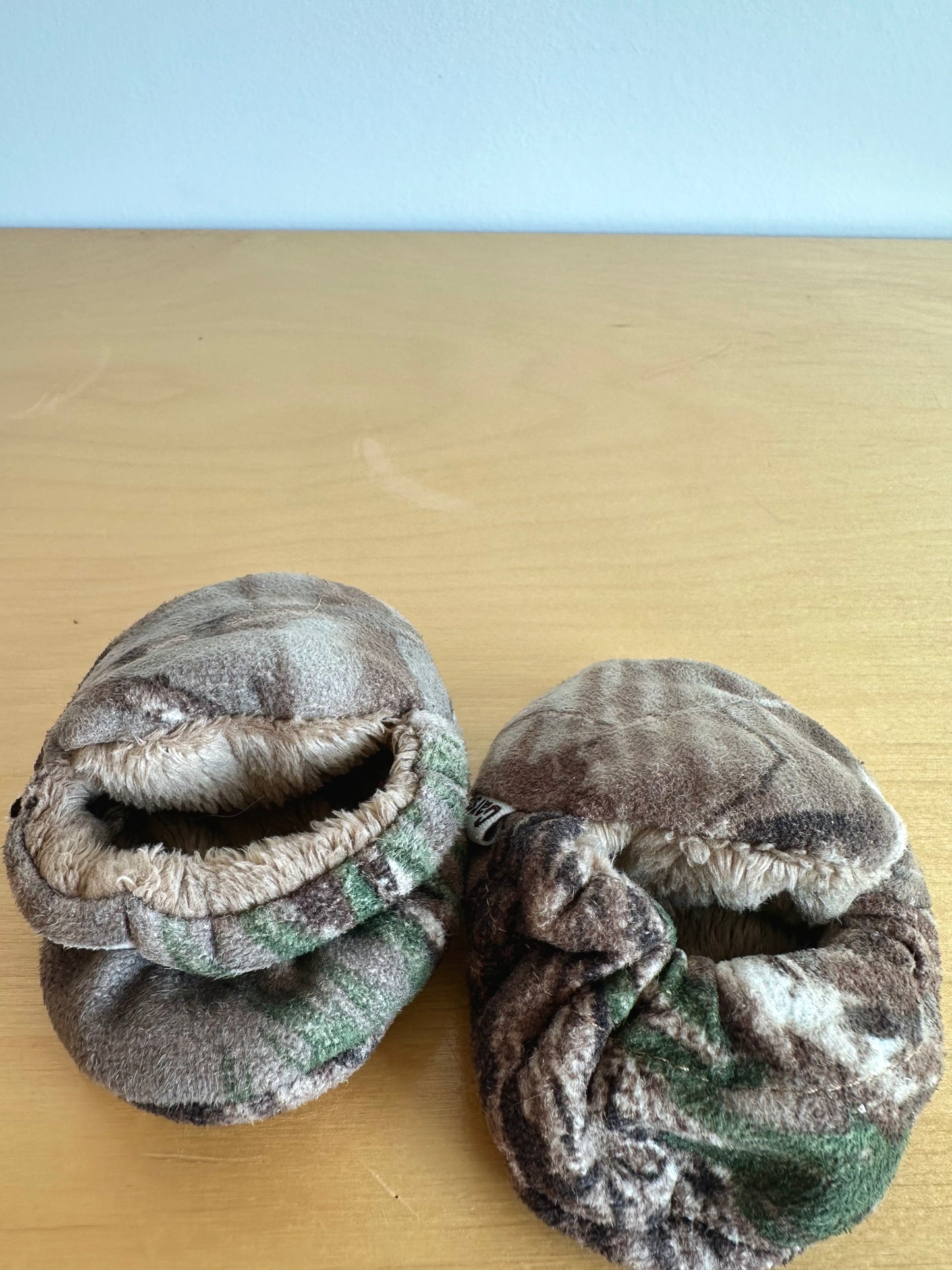 Camo Baby Slippers / 0-3m