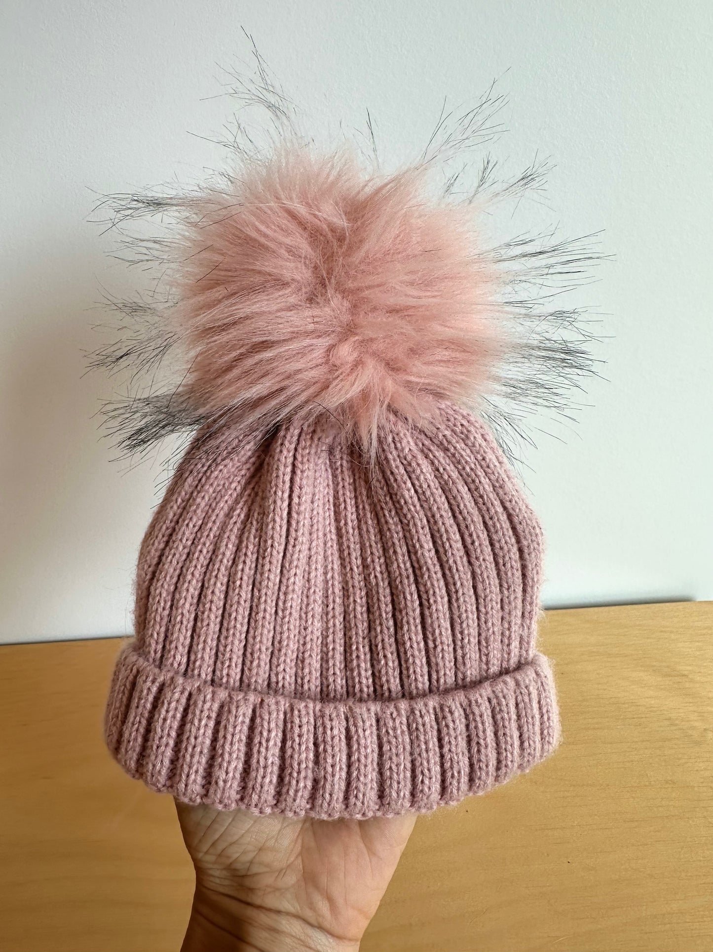 Pink Knit Toque with Pom Pom / 0-6m
