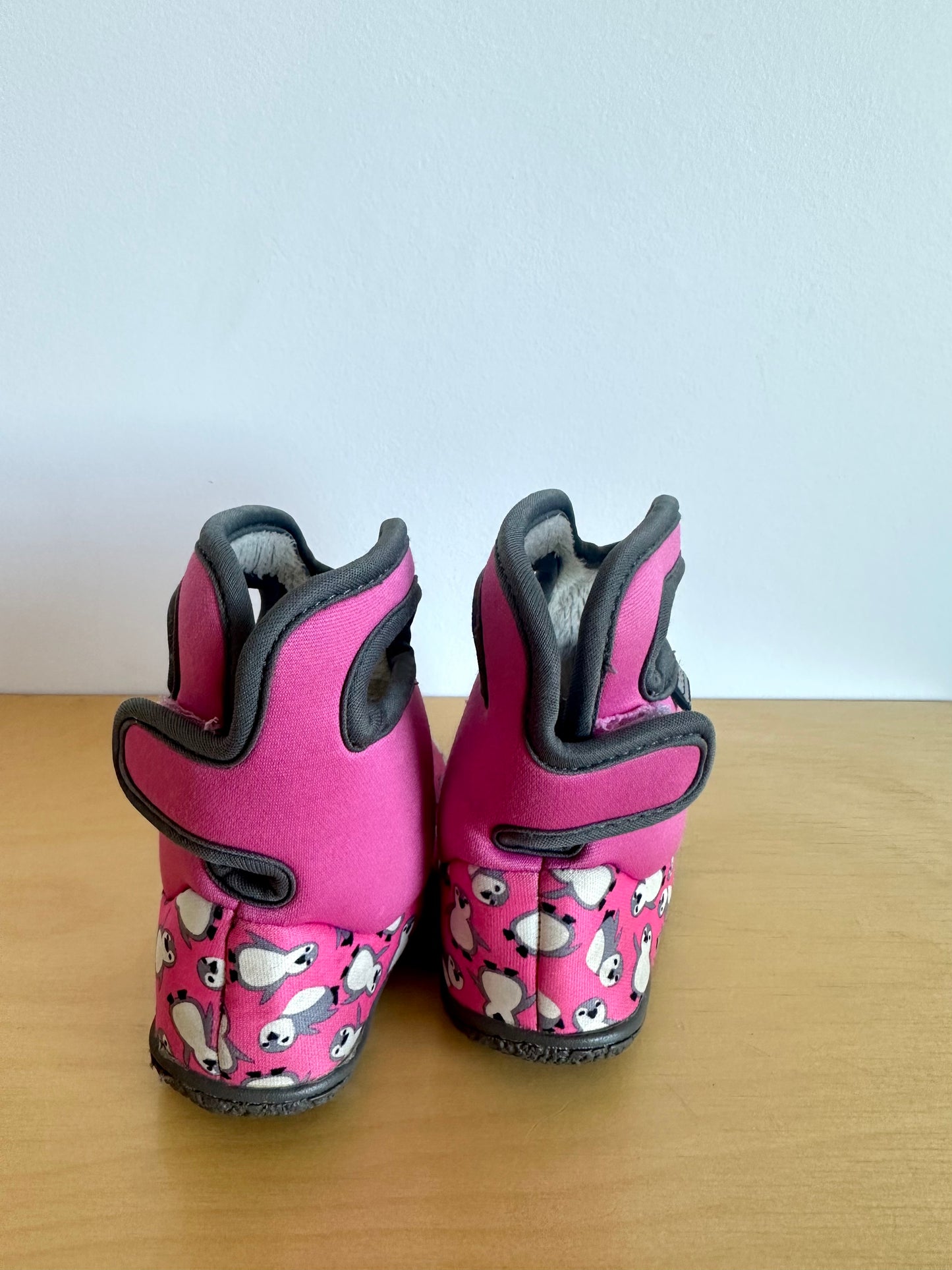 Bogs Pink Penguin Waterproof Boots / Size 4 Toddler