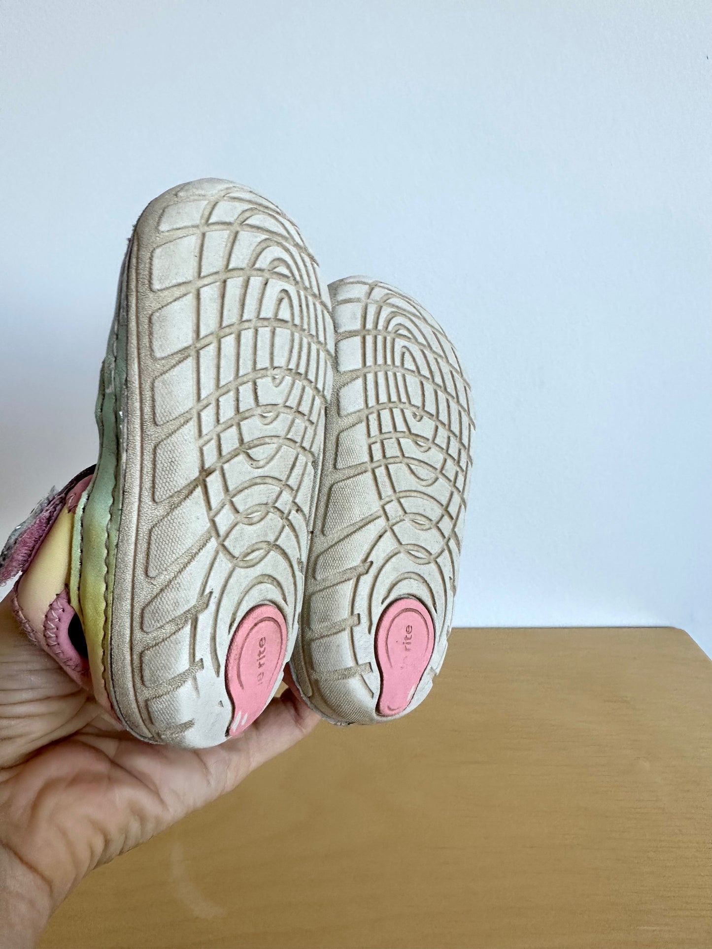 StrideRite Pastel Sandals / Size 4.5W Toddler