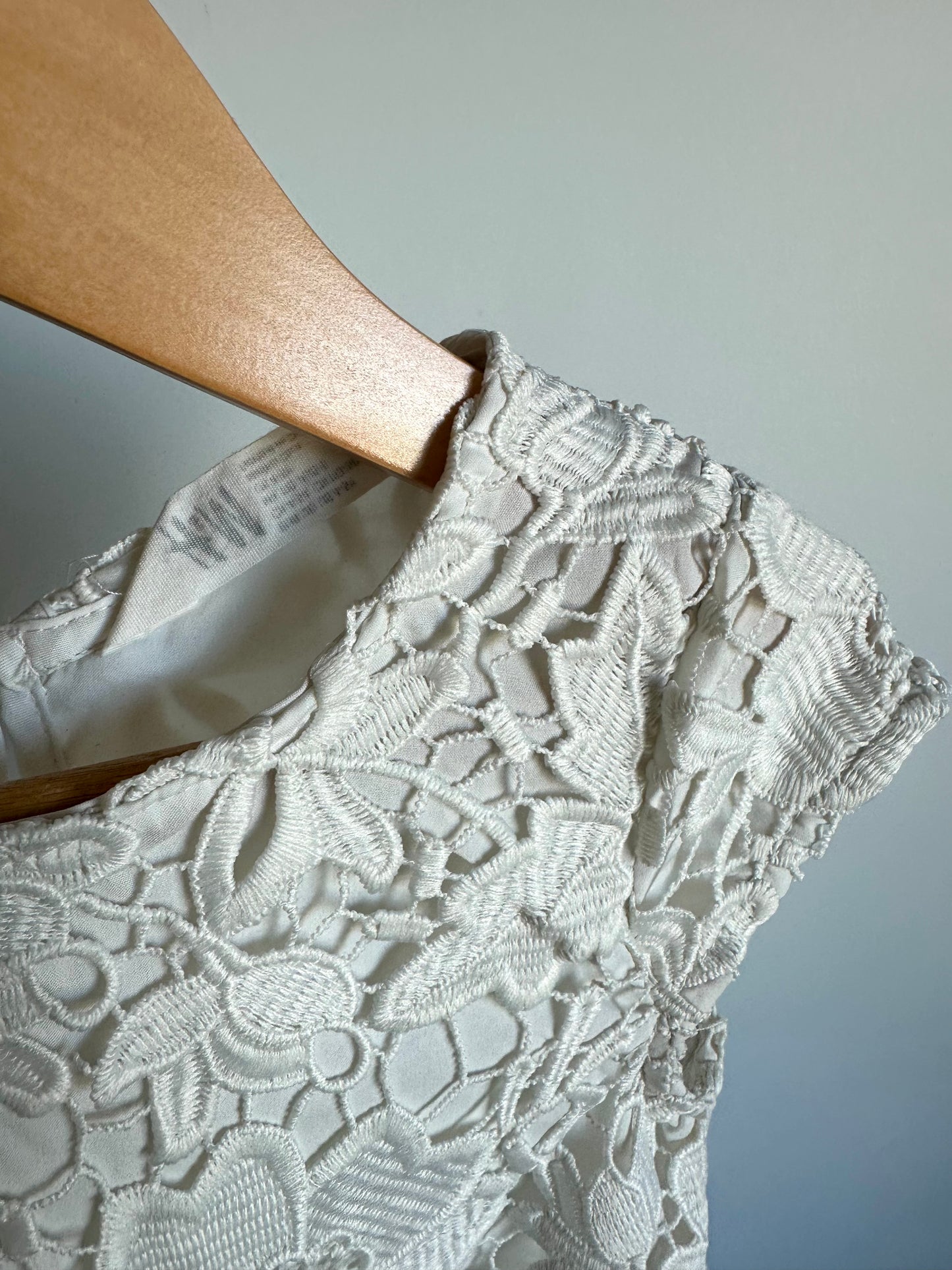H&M White Doily Dress / 4-5 years