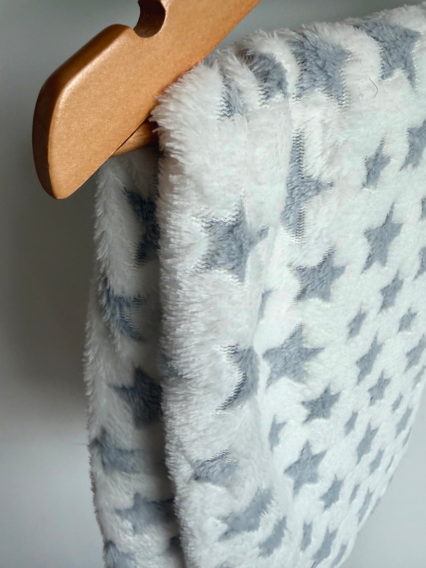 Star Pattern Soft Blanket (No Shipping)