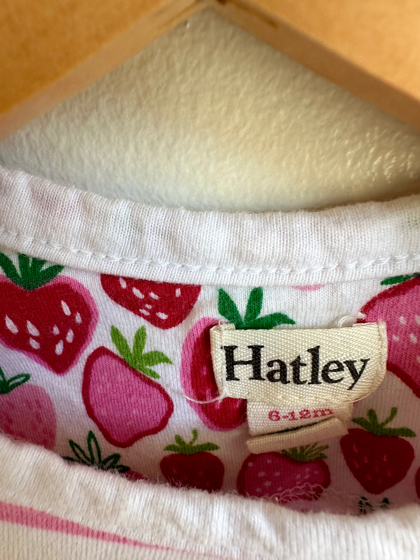 Hatley Strawberry T-Shirt / 6-12m