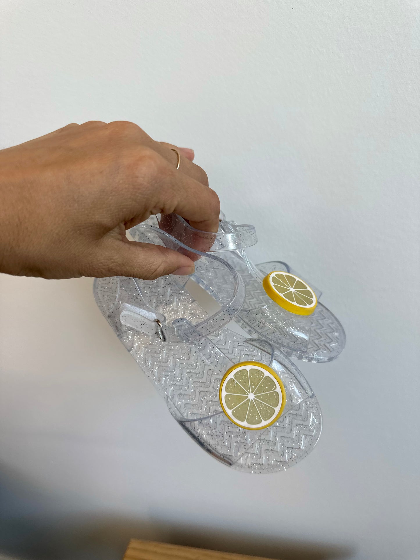 Lemon Jelly Sandals / Size 8-9 Toddler
