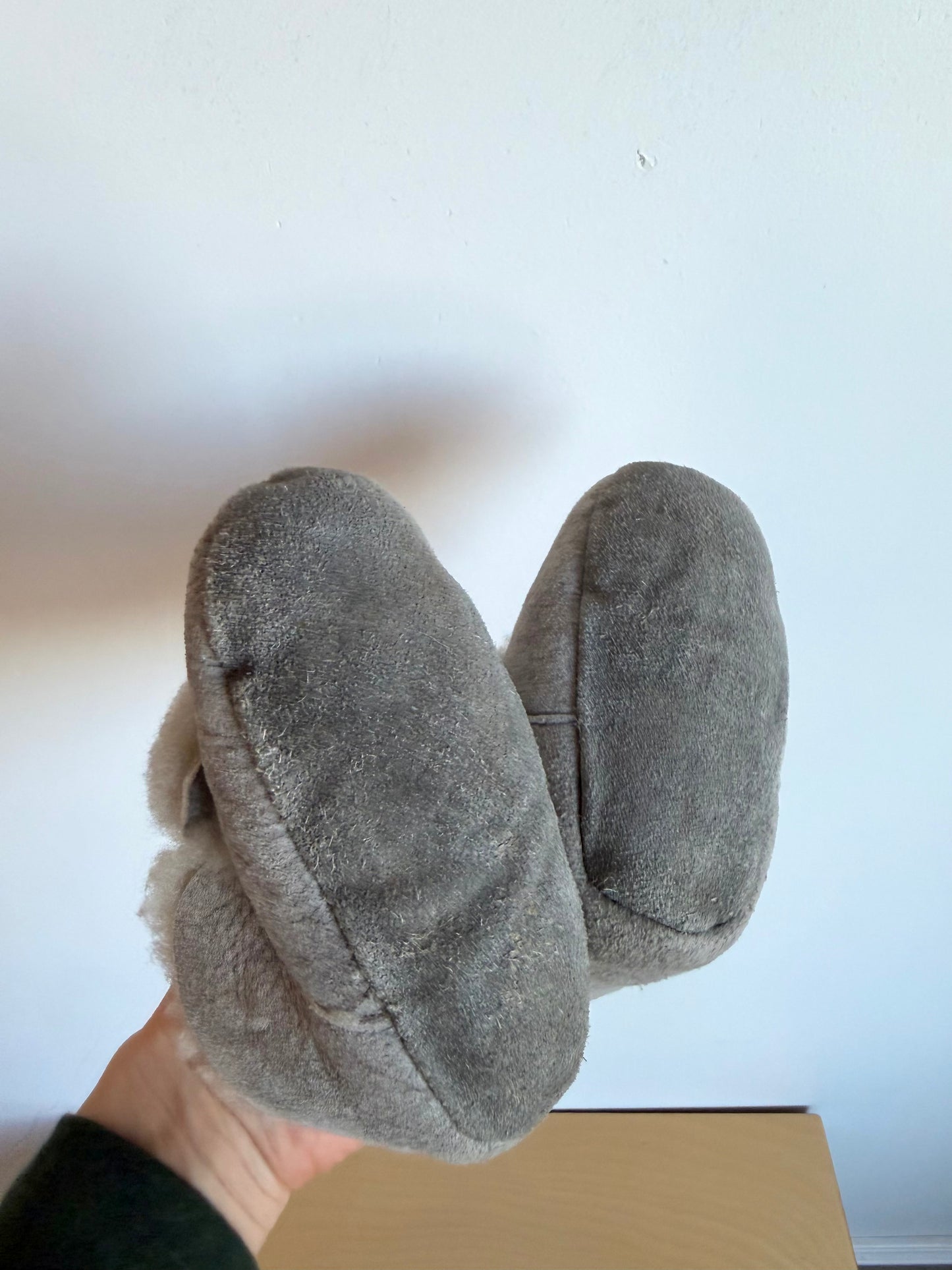 Soft Grey Slippers / 5 Toddler?