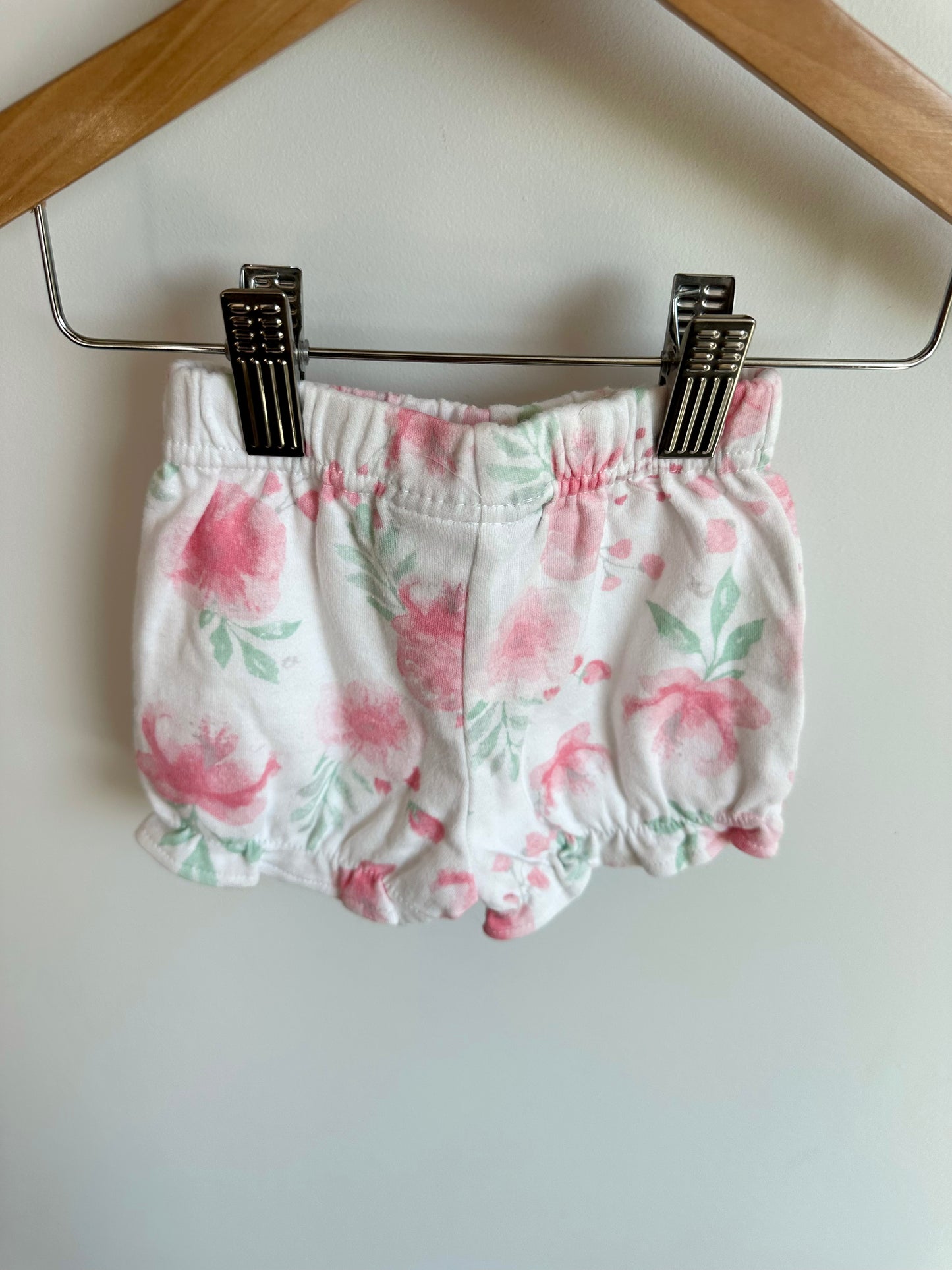 Pink Flower Shorts / 3-6m