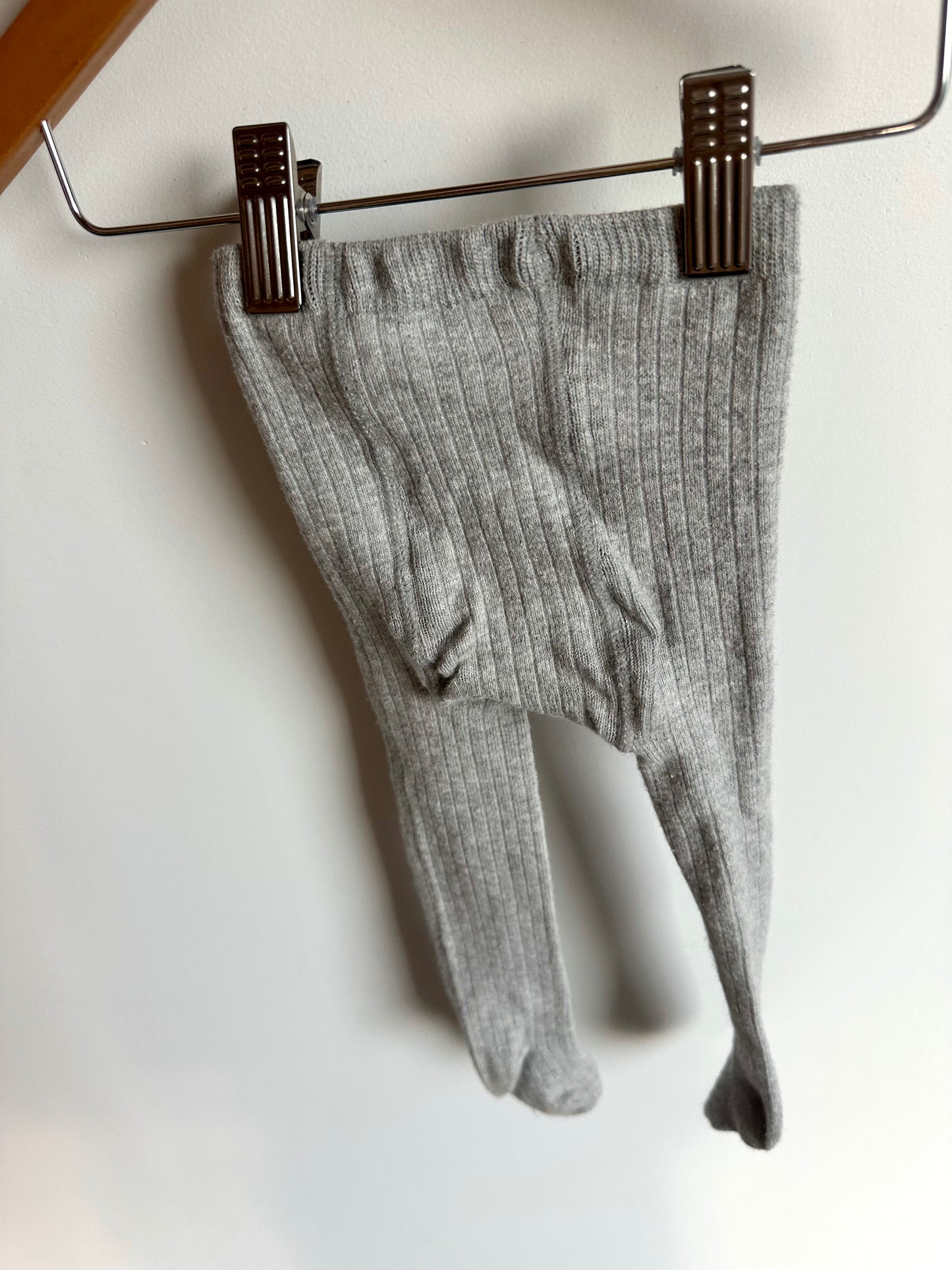 Grey Ribbed Fotted Tights / 12m?