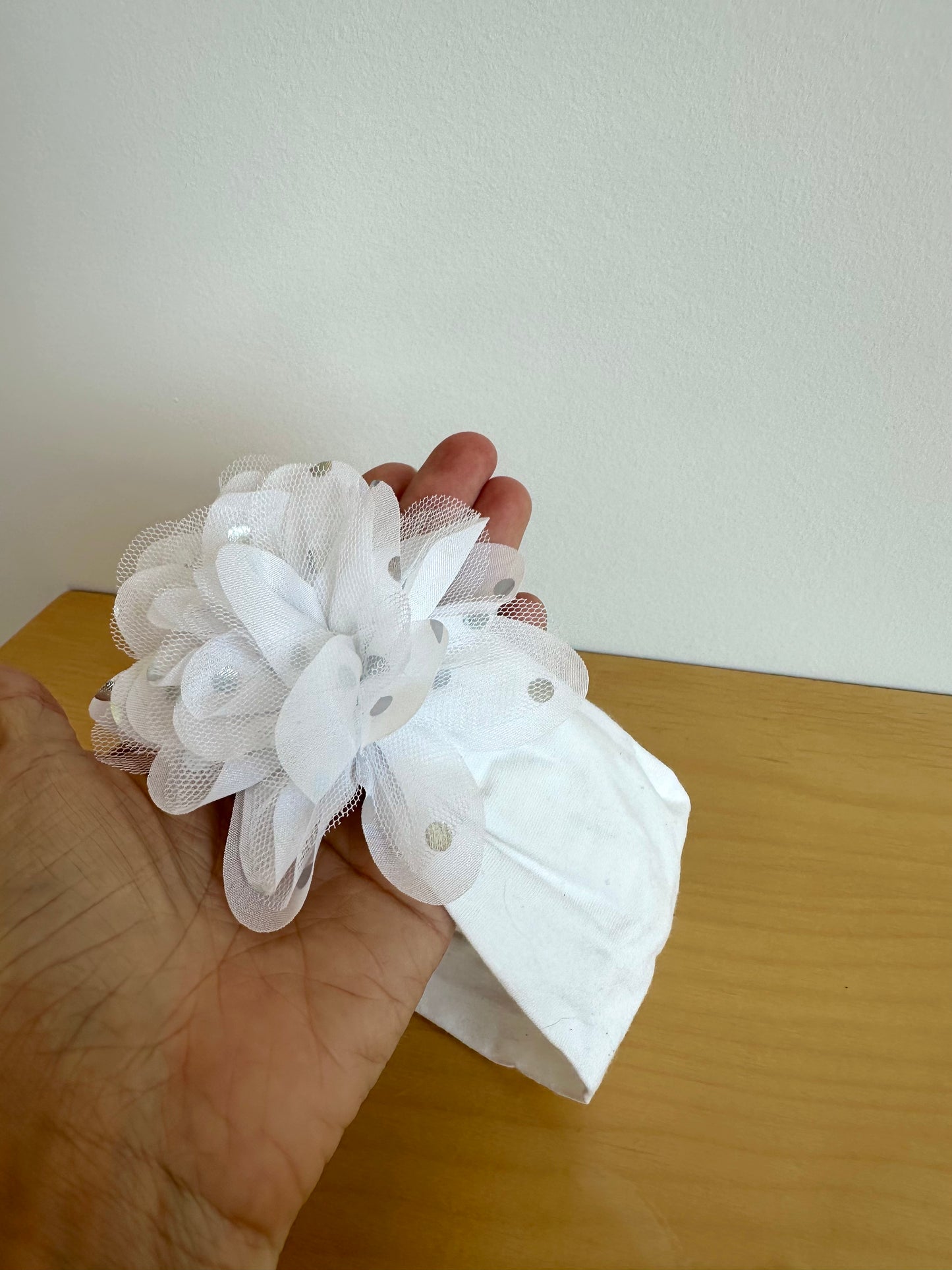 White Flower Headband / 6-24m