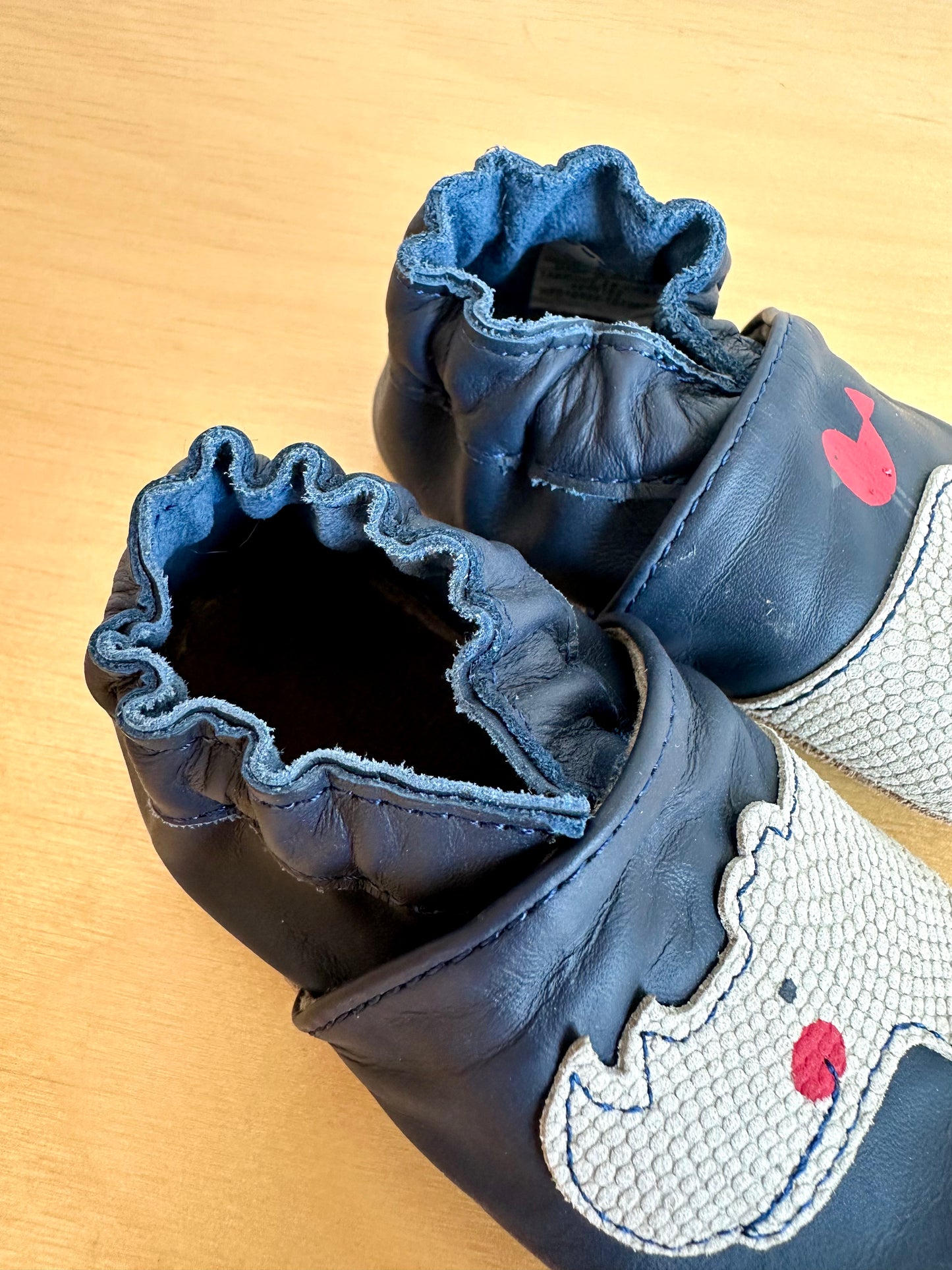 Robeez Navy Rhino Soft Sole Shoes / 0-6m