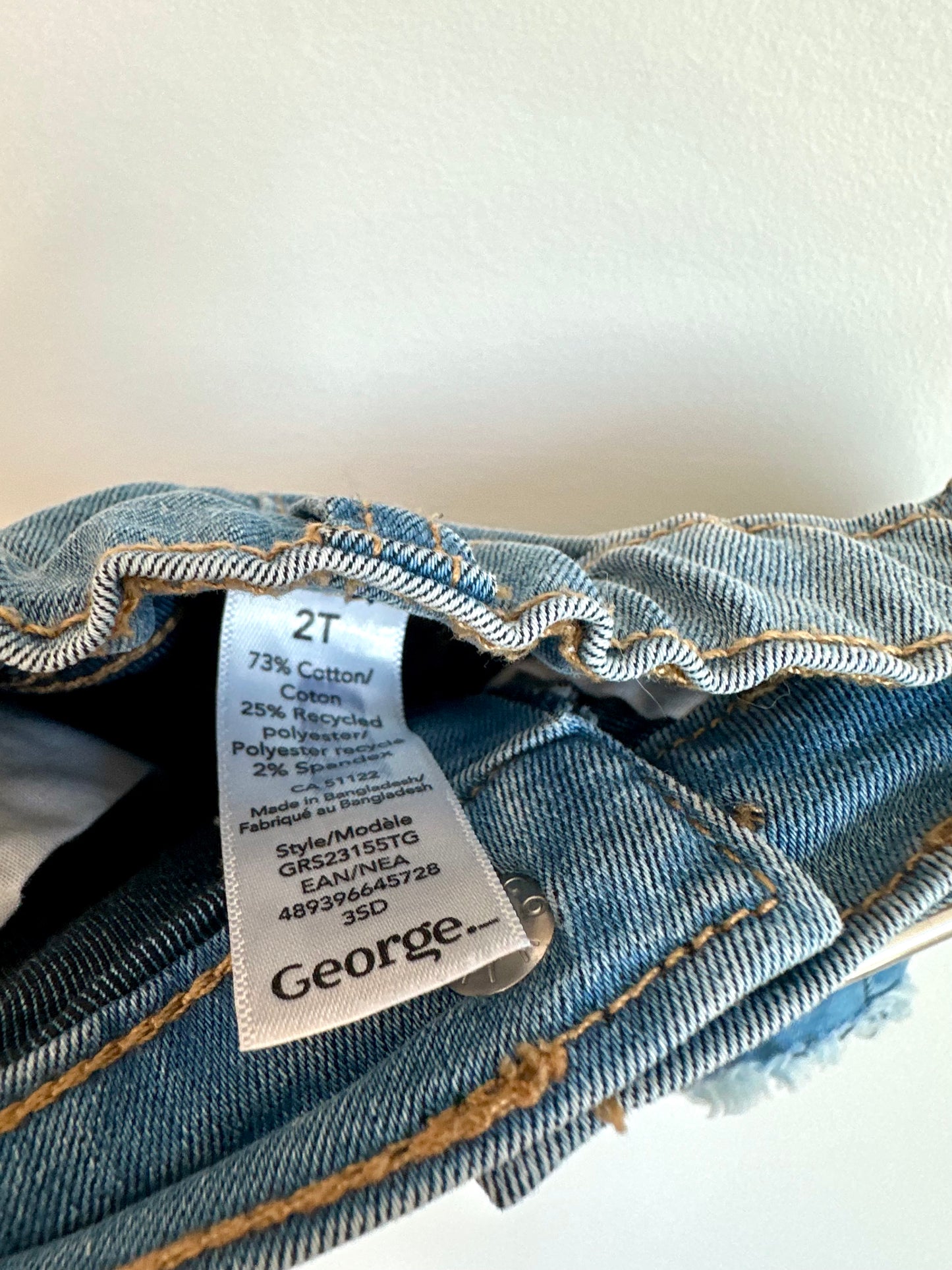 Cut Off Jean Shorts / 2T