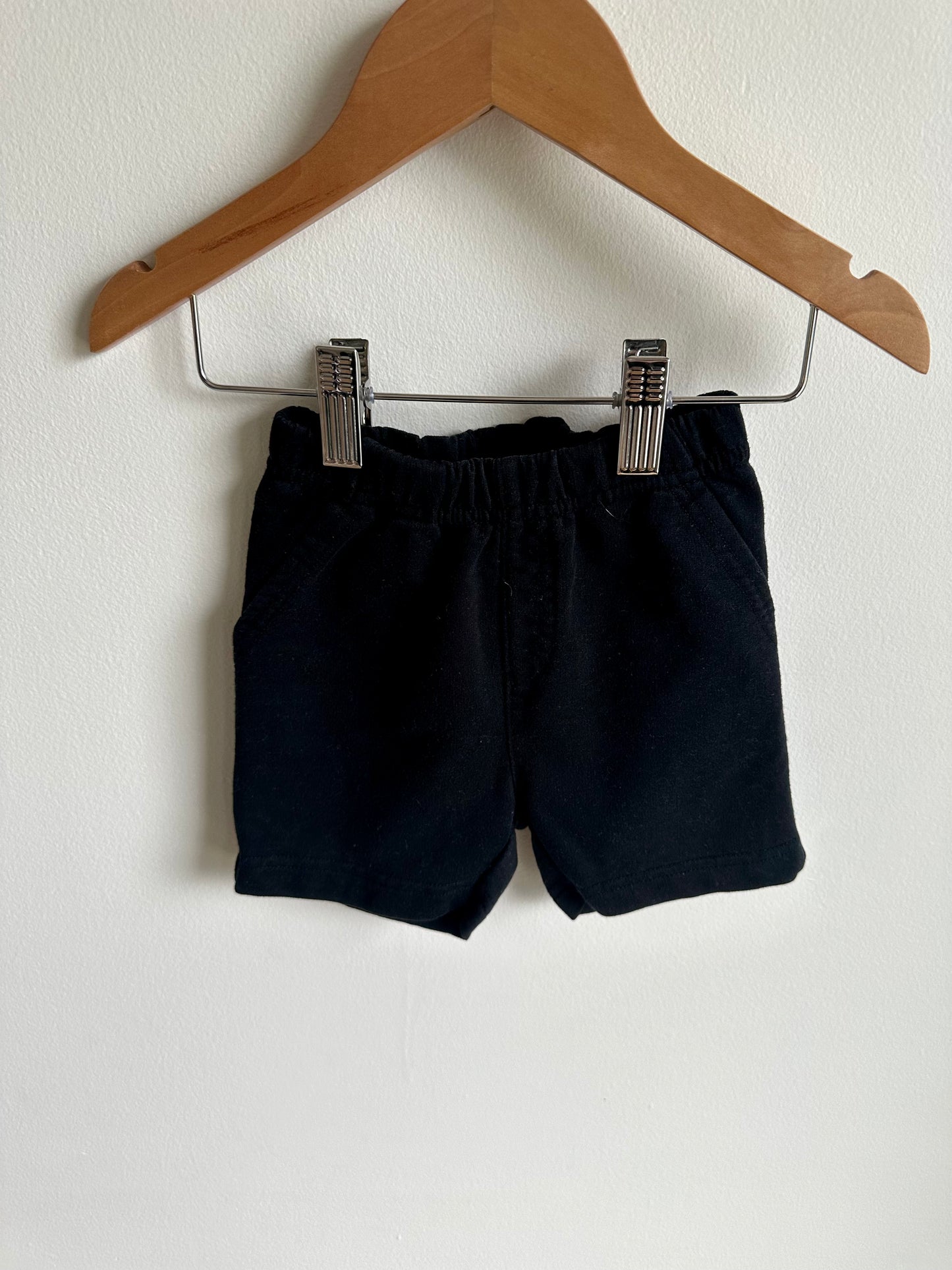 Black Shorts with Elastic Waistband/ 18m