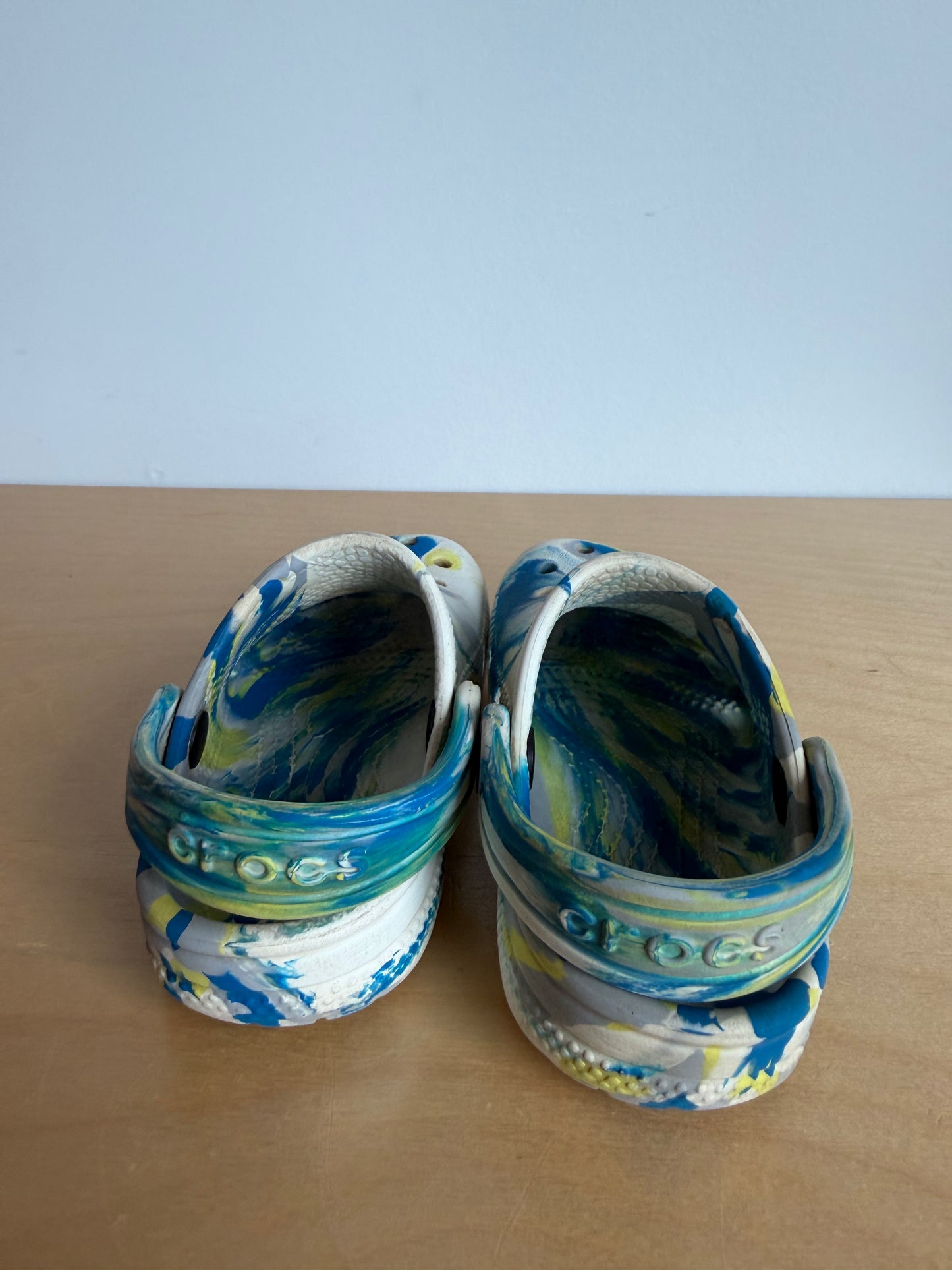Crocs Water Color Sandals / Size 8 Toddler