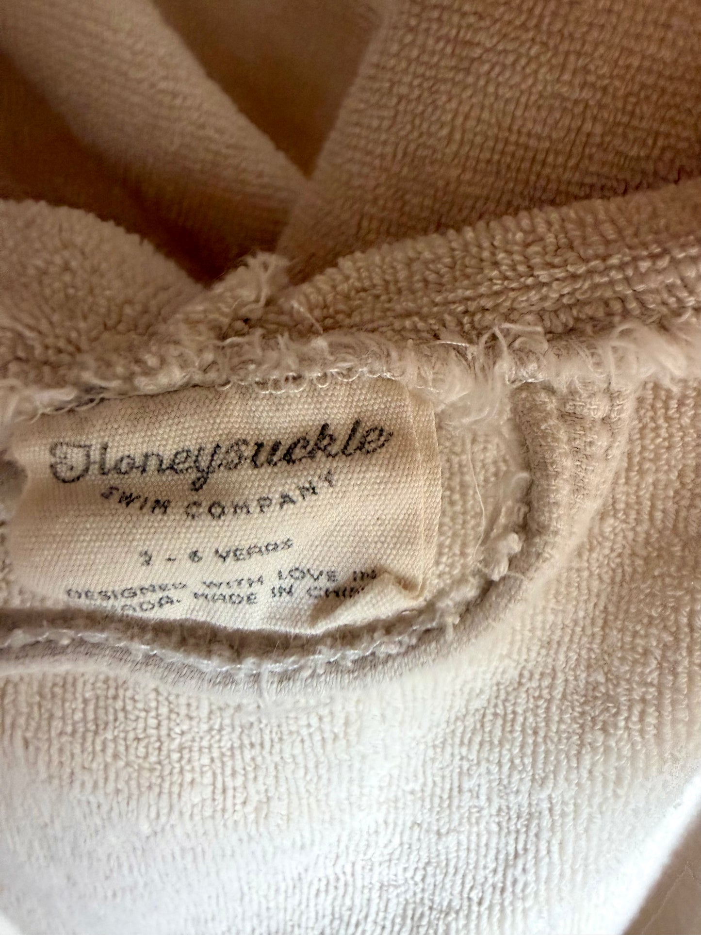 Honeysuckle Cream Hood Towel / 2-3T