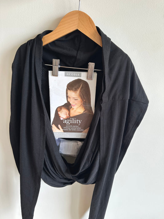 JJ Cole Stretch Carrier / 8-35 lbs