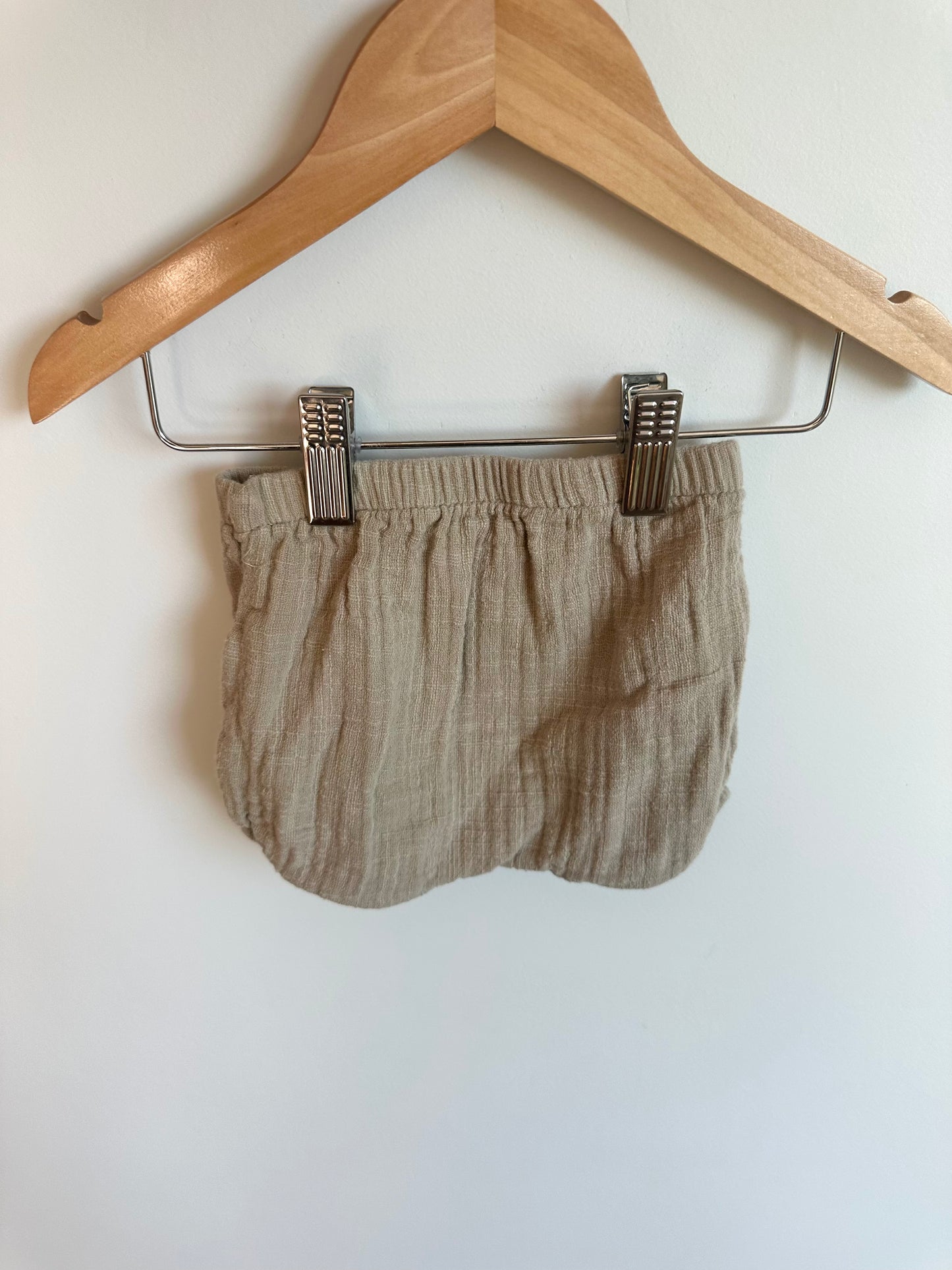 Zara Muslin Pocket Bubble Shorts / 1-3m