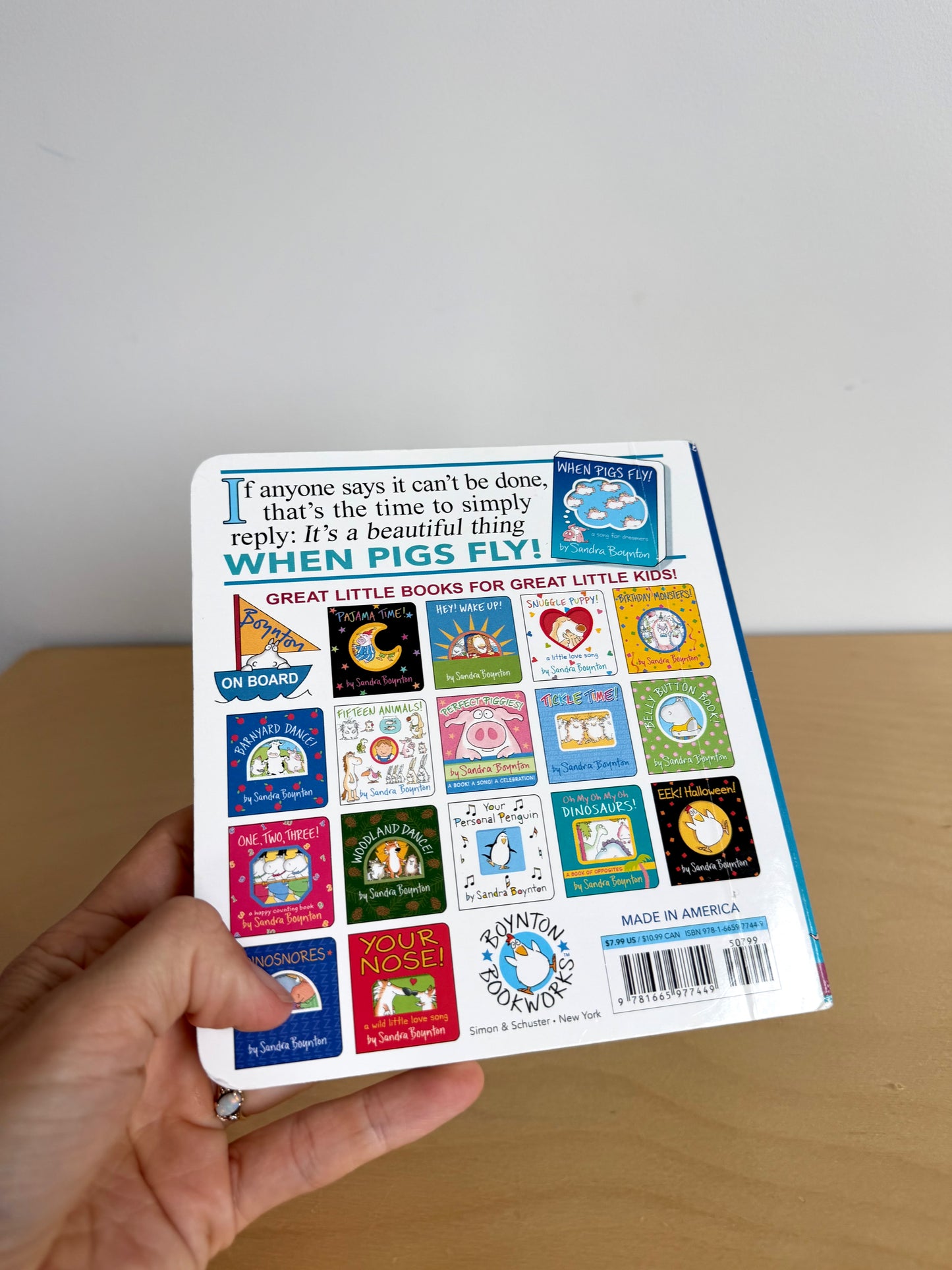 When Pigs Fly Book / 0-3 years