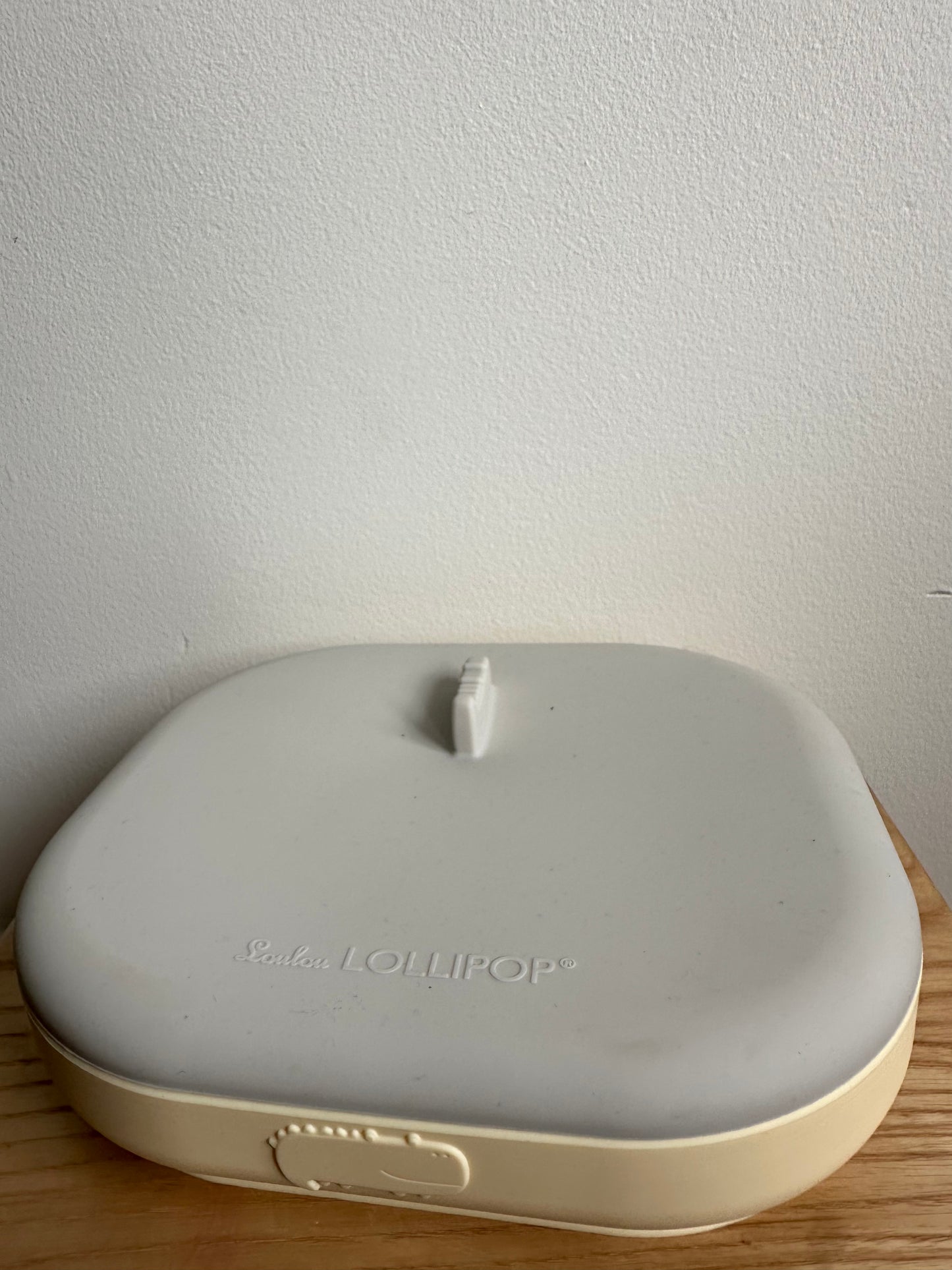 LouLou Lollipop Silicone Plate with Lid