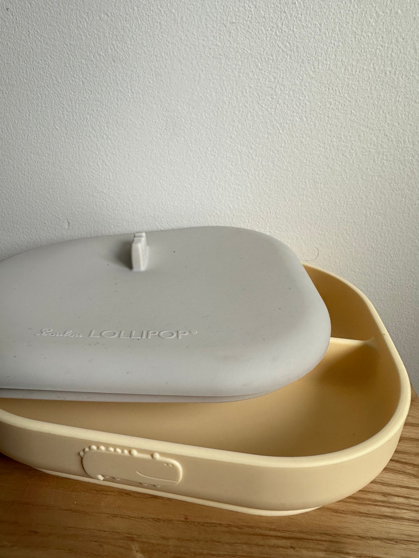 LouLou Lollipop Silicone Plate with Lid