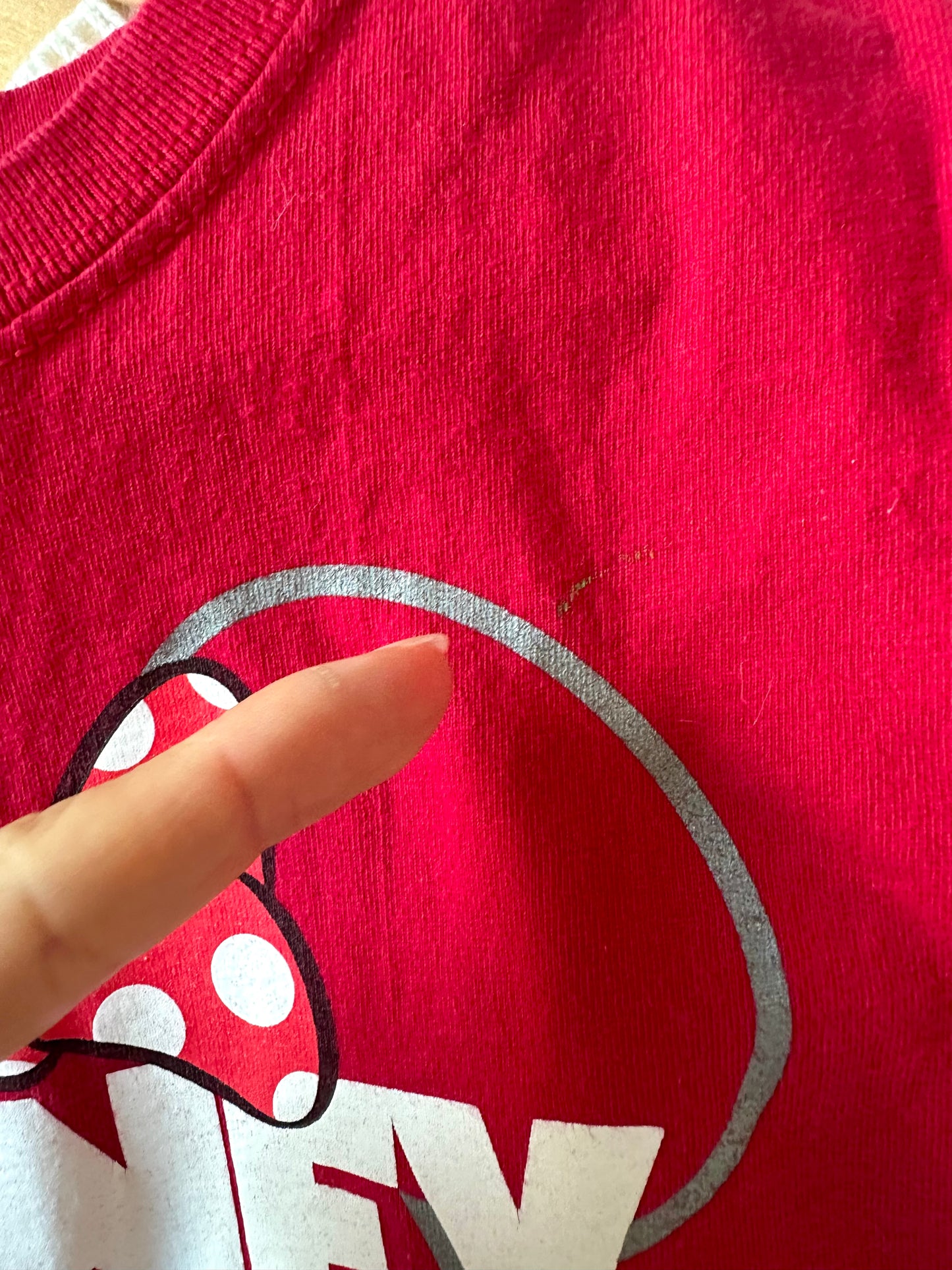 Red Disney T-shirt / 5-6 years