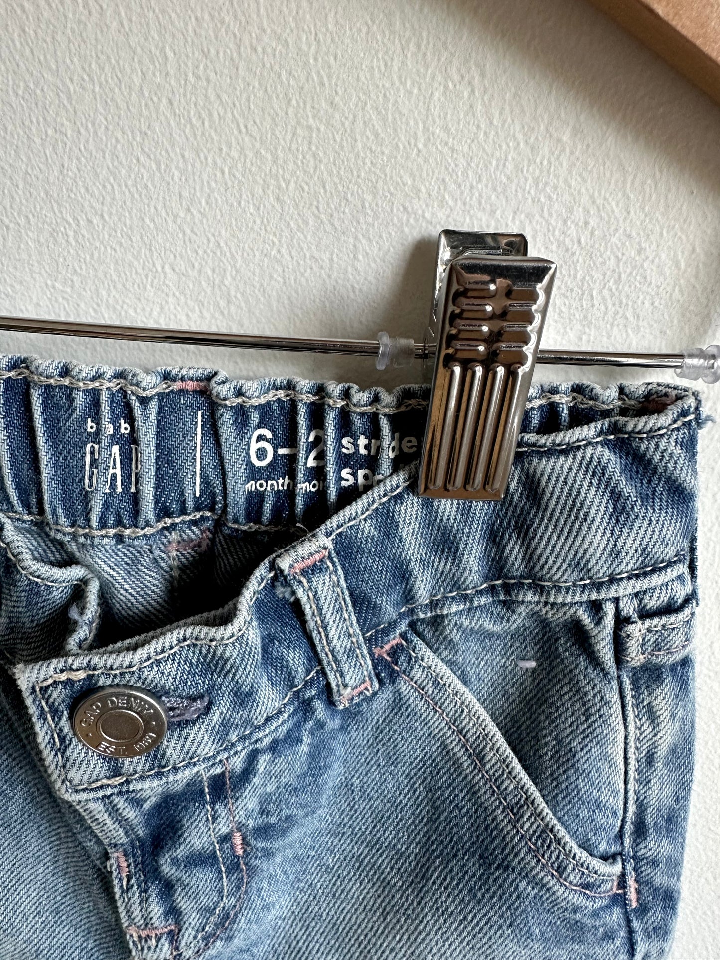 Gap Cargo Jeans with Adjustable Waist / 6-12m