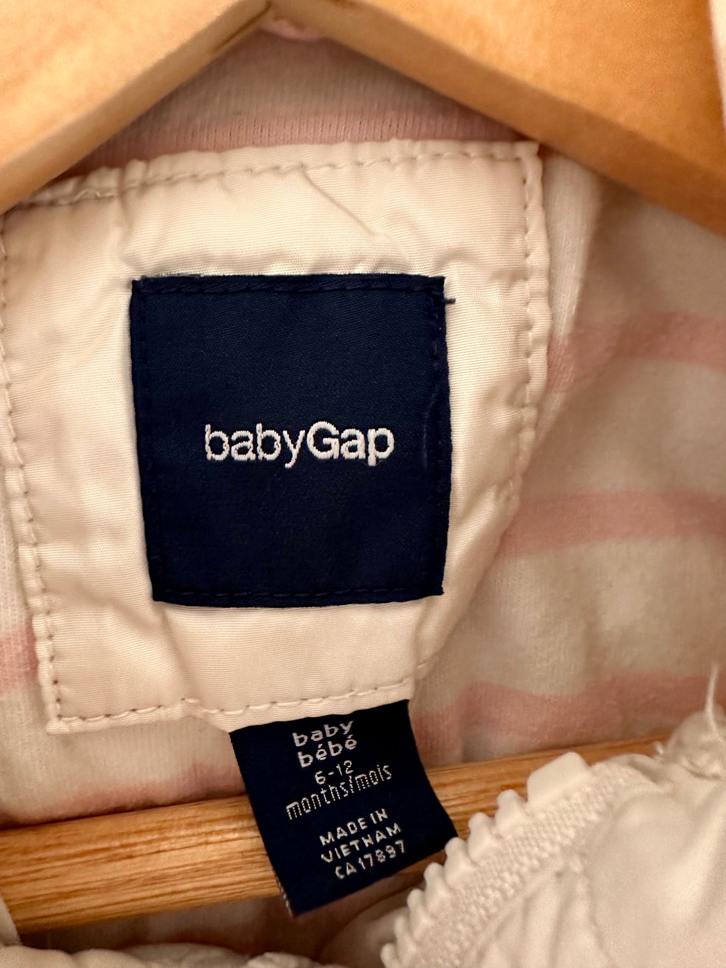 Gap White Hooded Jacket / 6-12m
