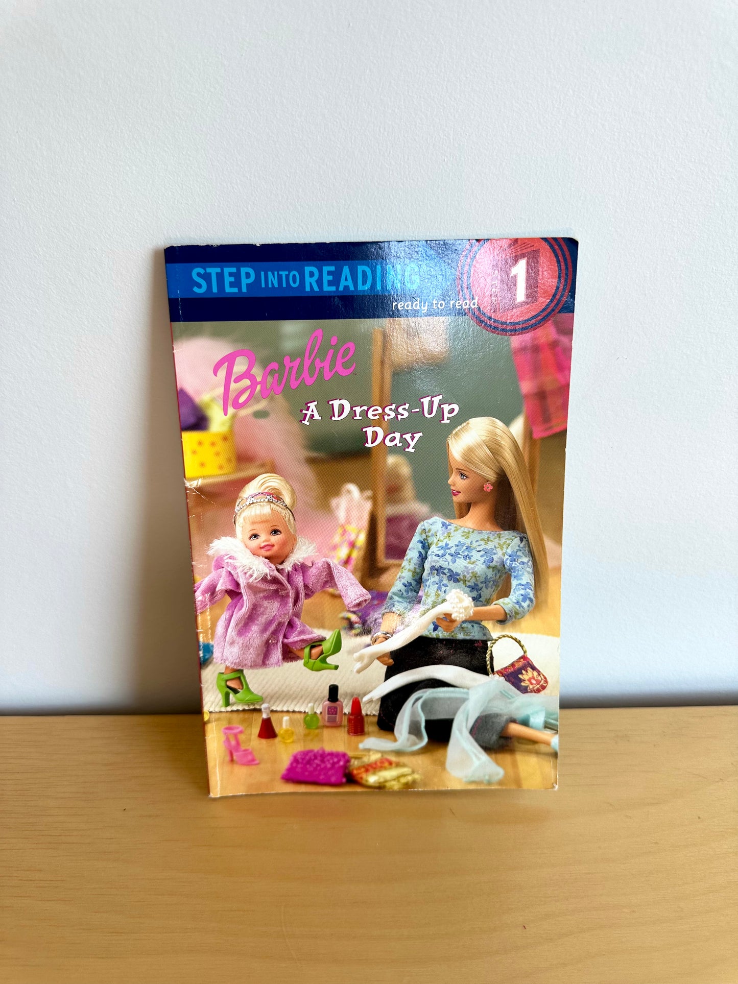 Barbie A Dress Up Day Book / 3-6 years