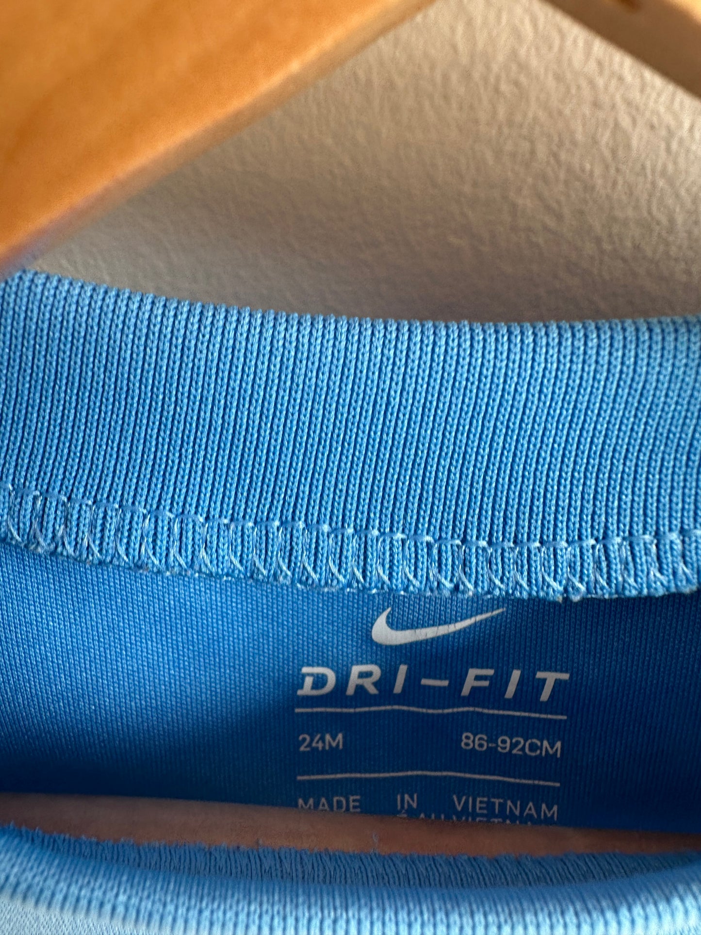 Blue Nike T-Shirt / 24m